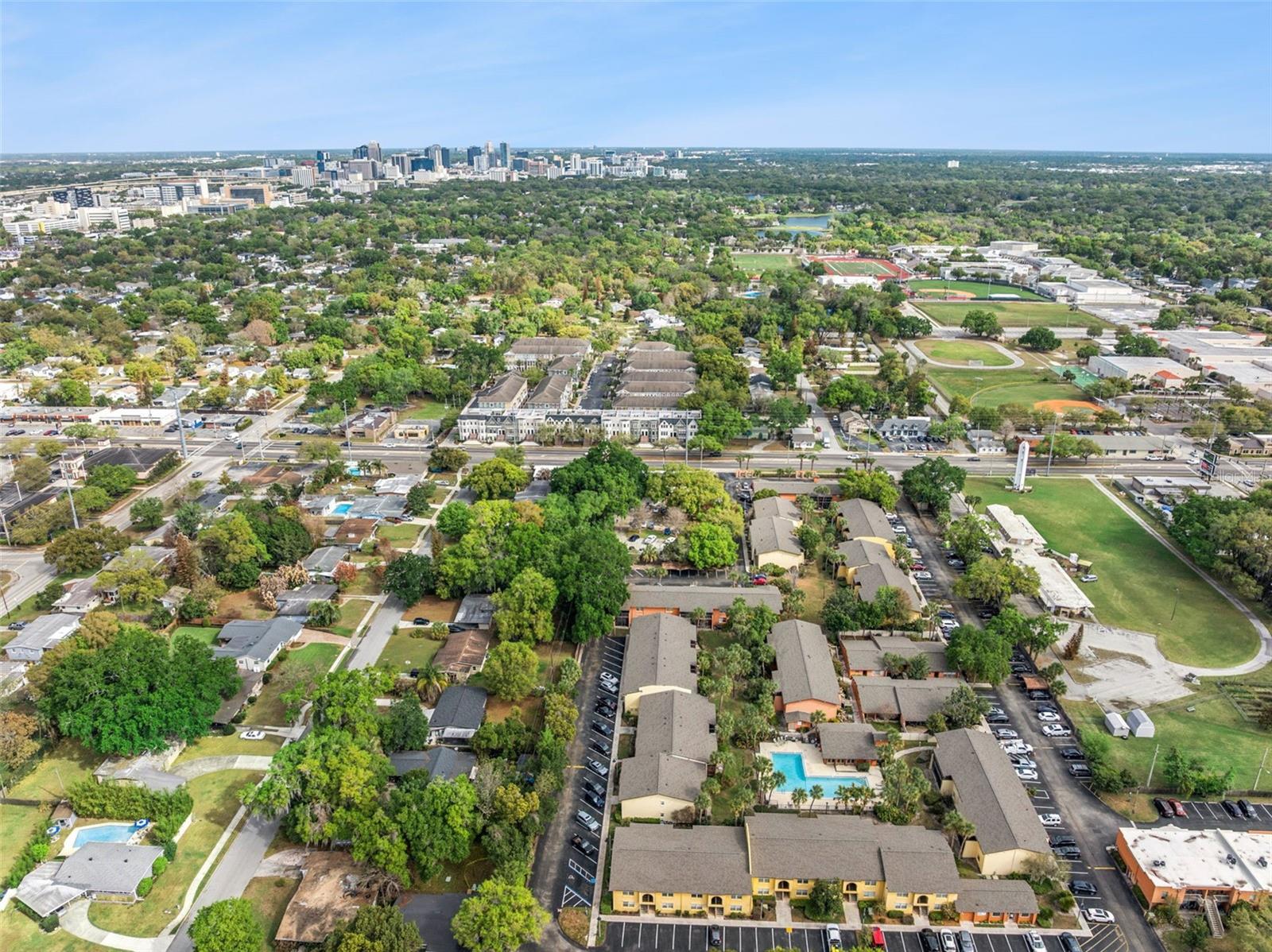 Image 22 of 28 For 754 Michigan Street 185