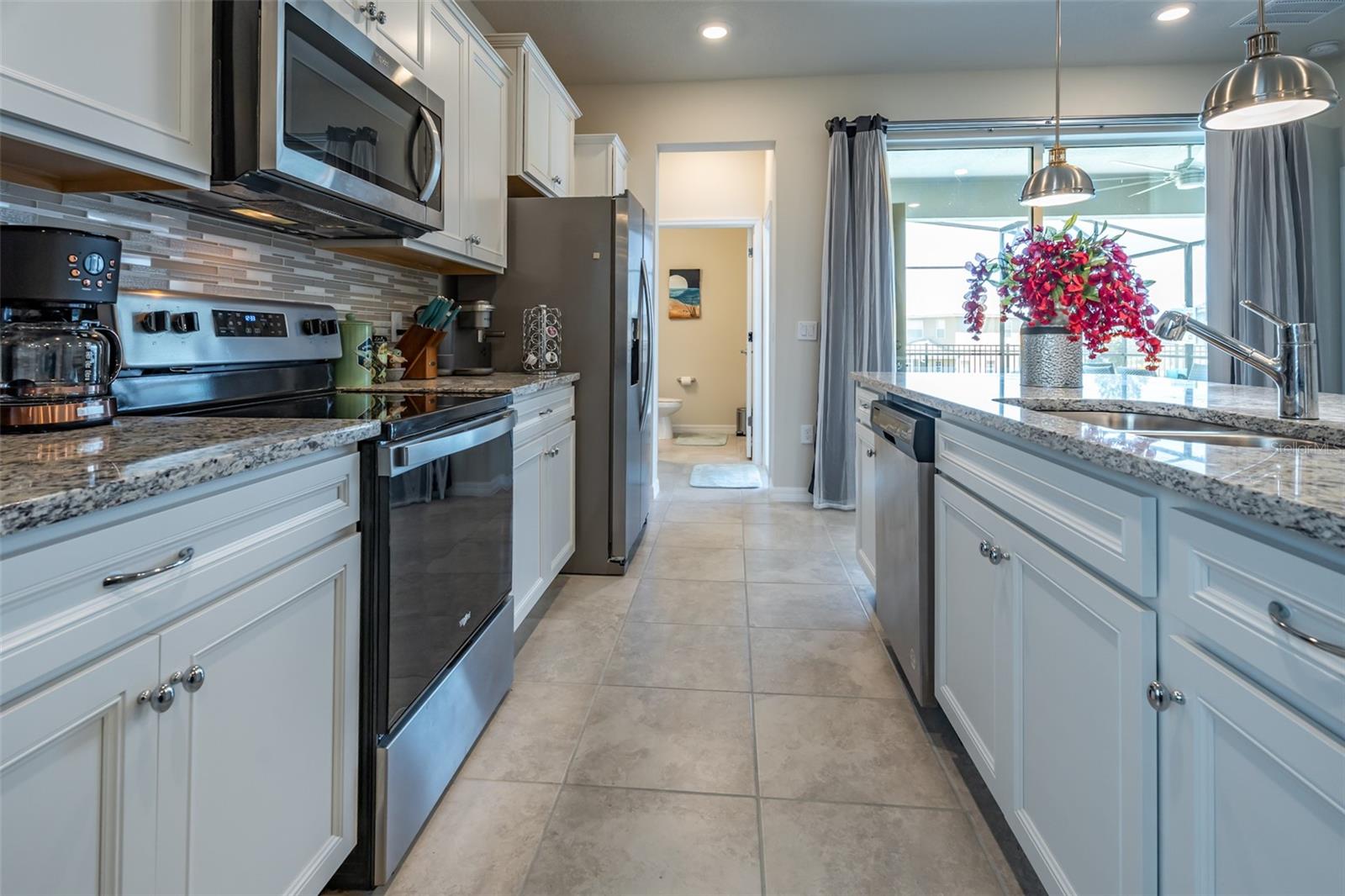 Image 9 of 54 For 3811 Lana Avenue