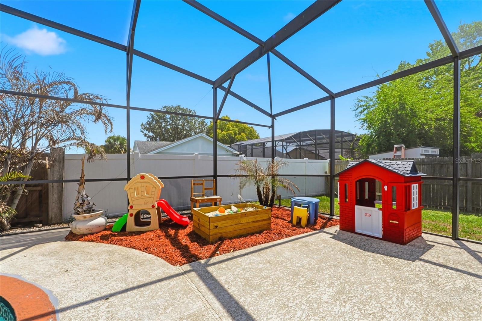 Image 25 of 35 For 8636 Alegre Cir