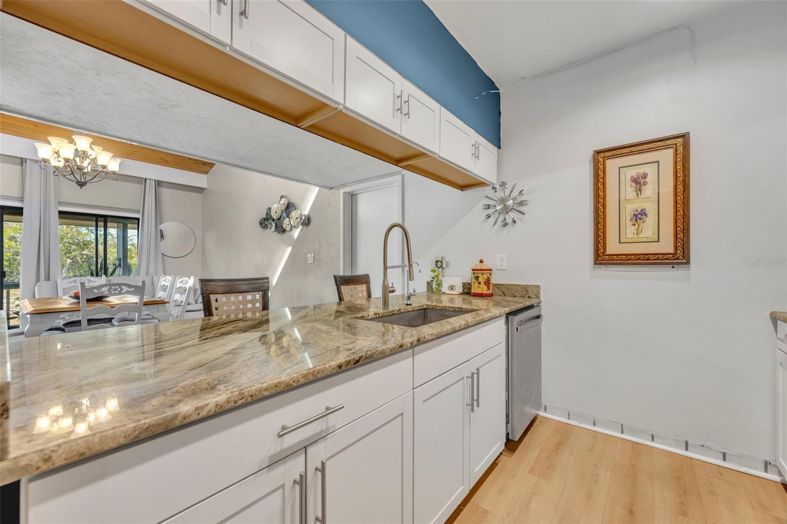 Image 14 of 35 For 5036 Sherwood Lane 3945-6