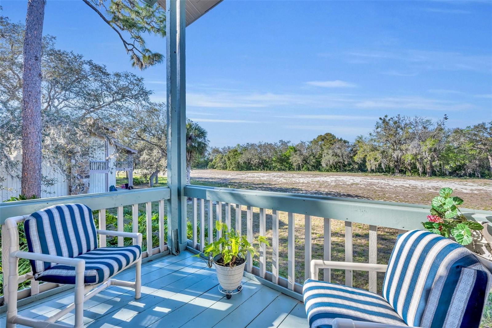 Image 28 of 35 For 5036 Sherwood Lane 3945-6