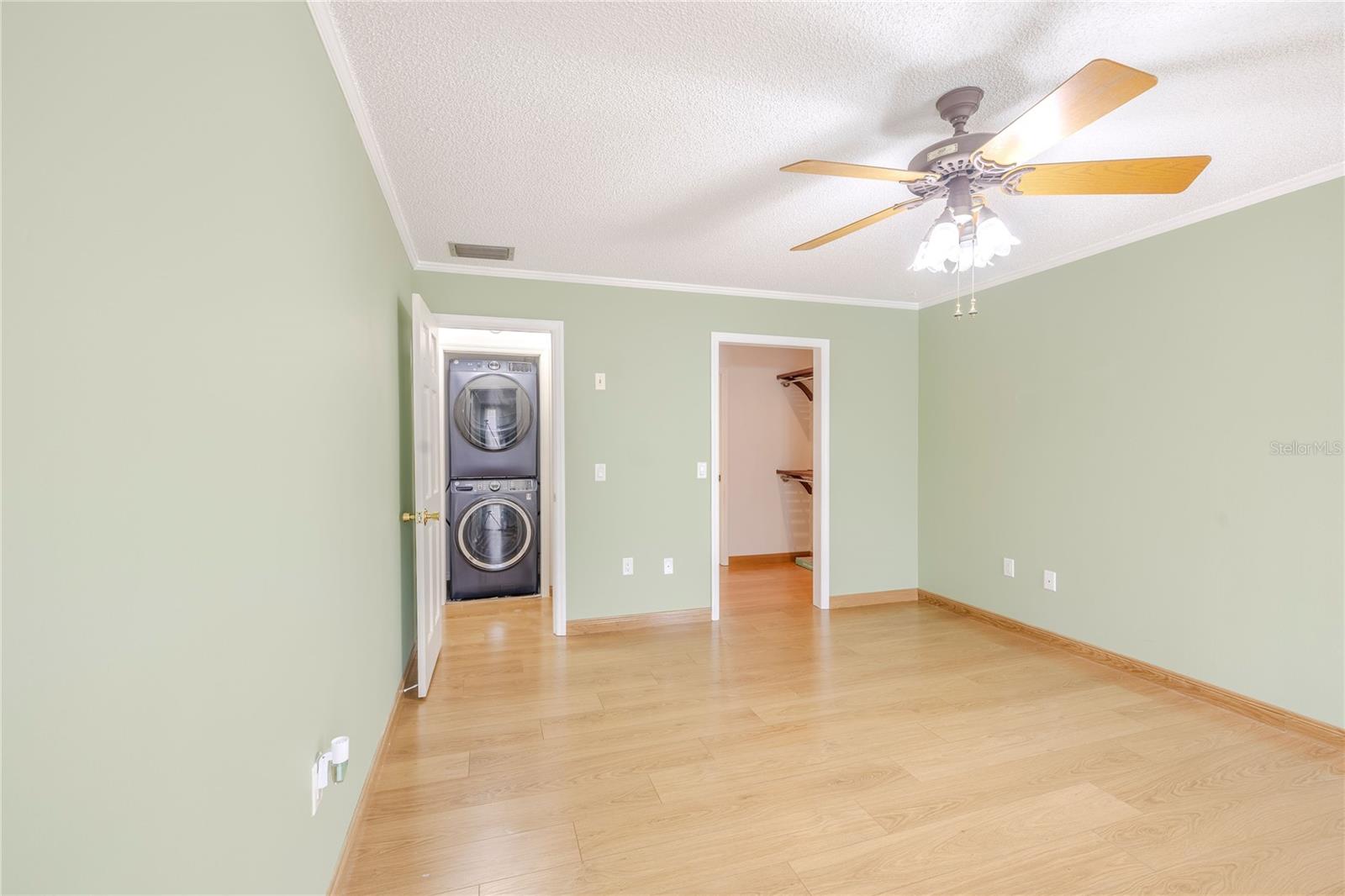 Image 16 of 30 For 2211 Mcmahon Court 1045