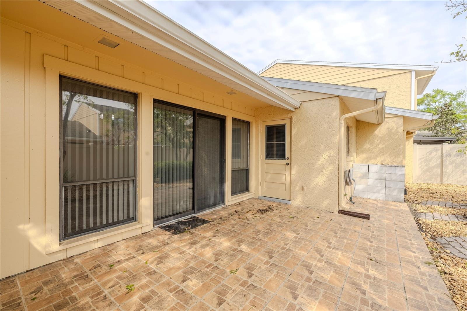 Image 27 of 30 For 2211 Mcmahon Court 1045