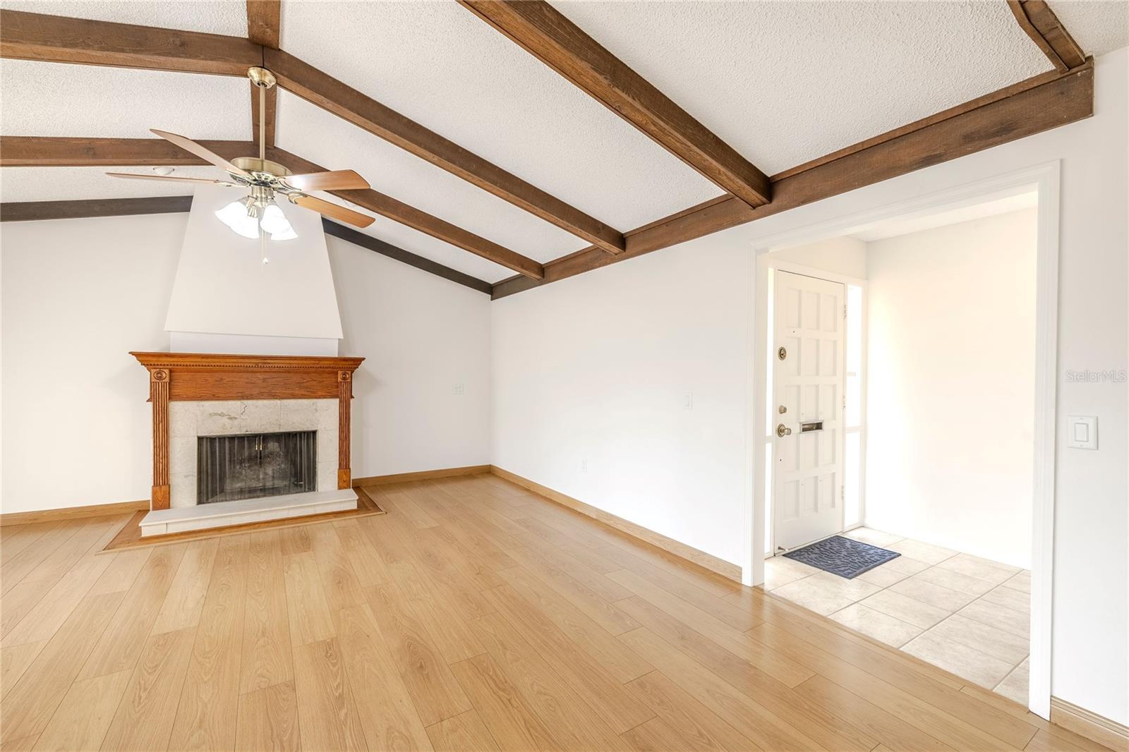 Image 4 of 30 For 2211 Mcmahon Court 1045