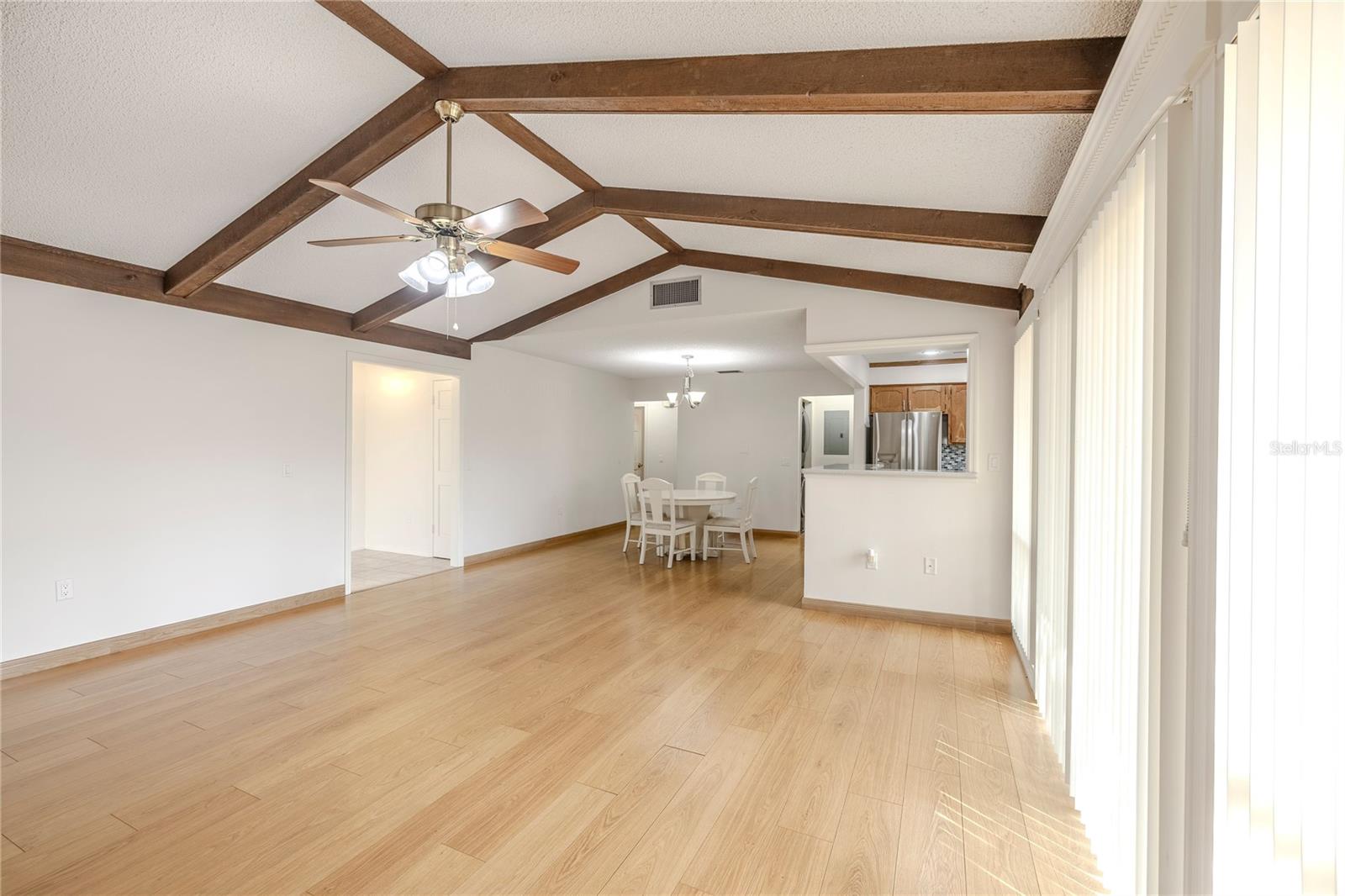 Image 5 of 30 For 2211 Mcmahon Court 1045