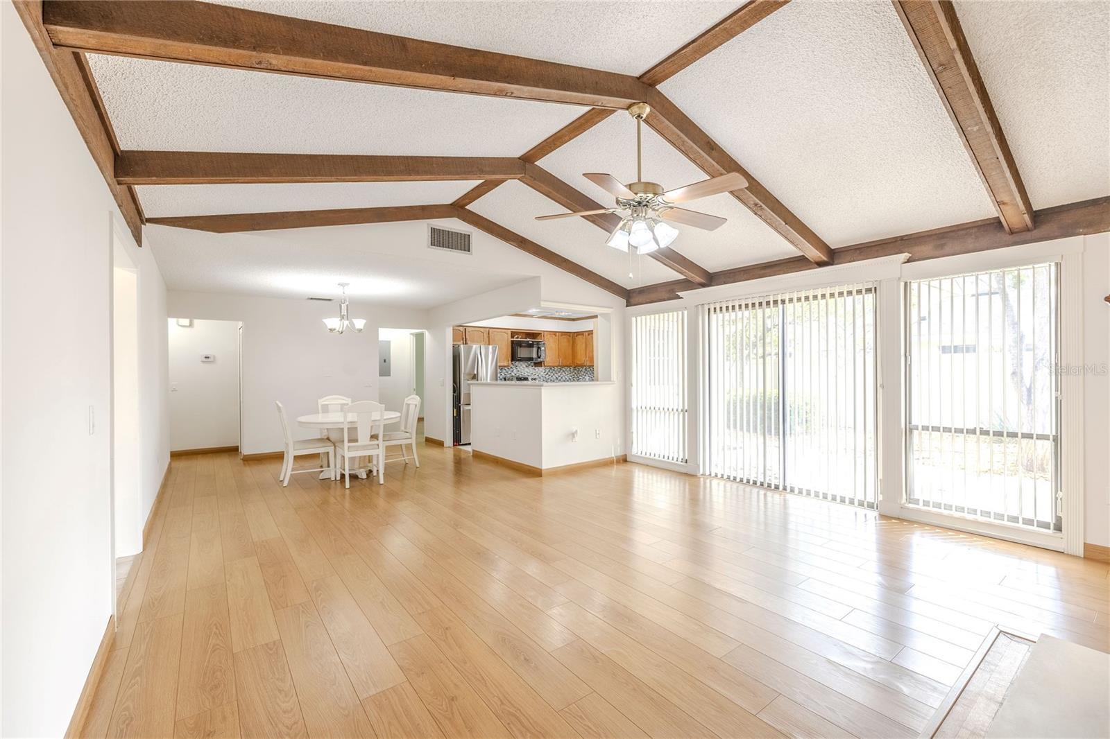 Image 6 of 30 For 2211 Mcmahon Court 1045