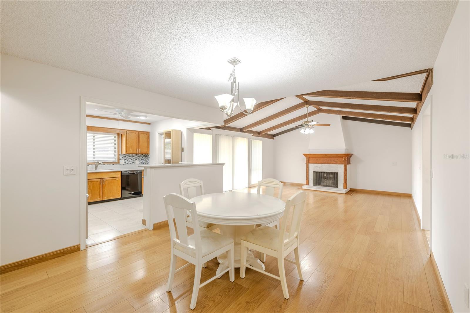 Image 8 of 30 For 2211 Mcmahon Court 1045