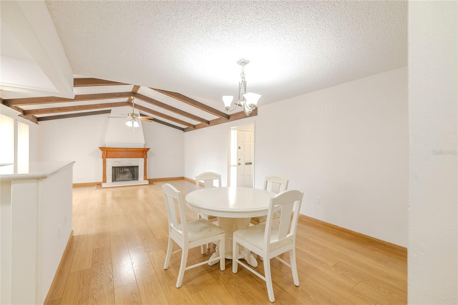 Image 9 of 30 For 2211 Mcmahon Court 1045