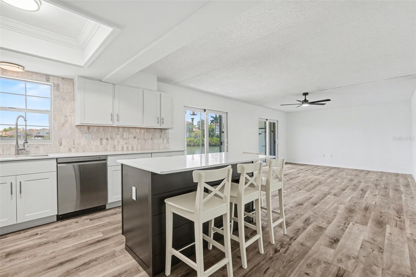 Image 12 of 32 For 8828 Bay Pointe Drive 104