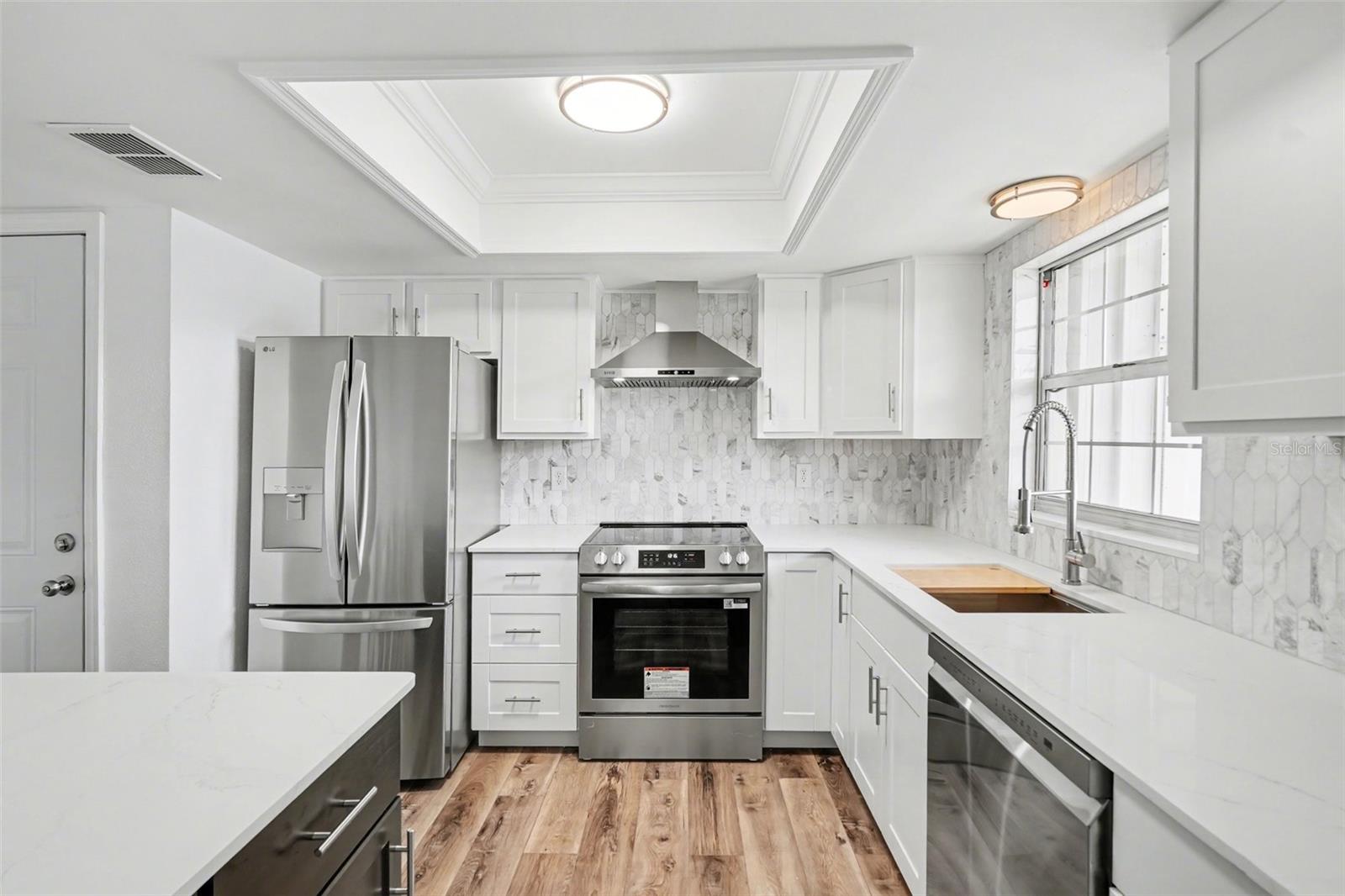 Image 15 of 32 For 8828 Bay Pointe Drive 104