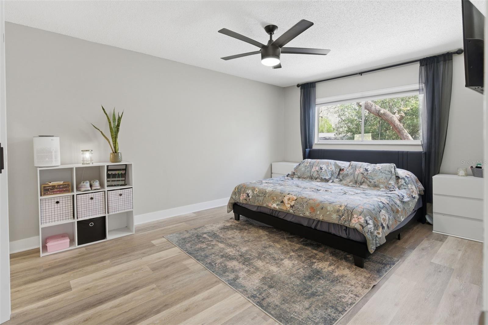 Image 20 of 37 For 181 Wildwood Drive