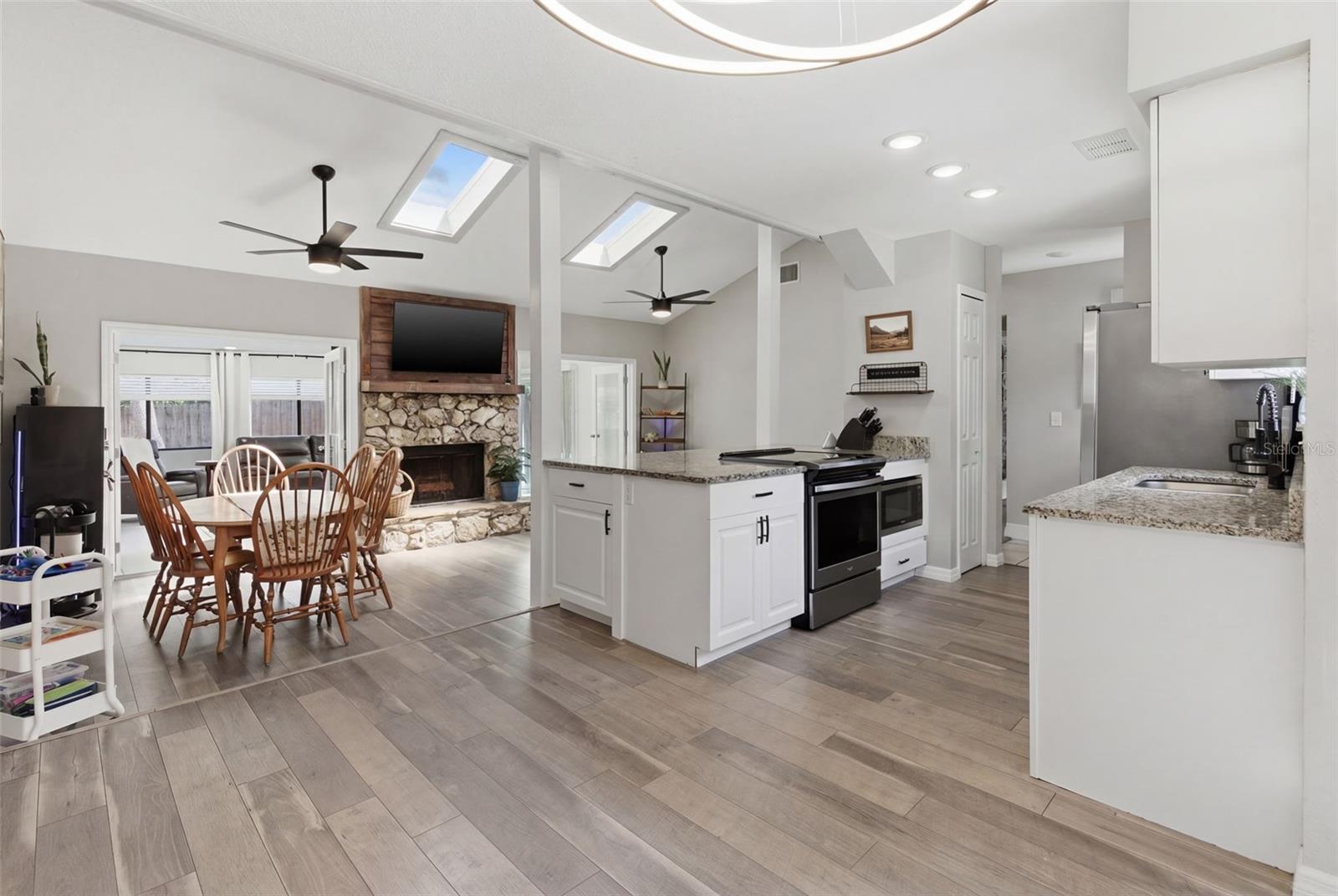 Image 8 of 37 For 181 Wildwood Drive