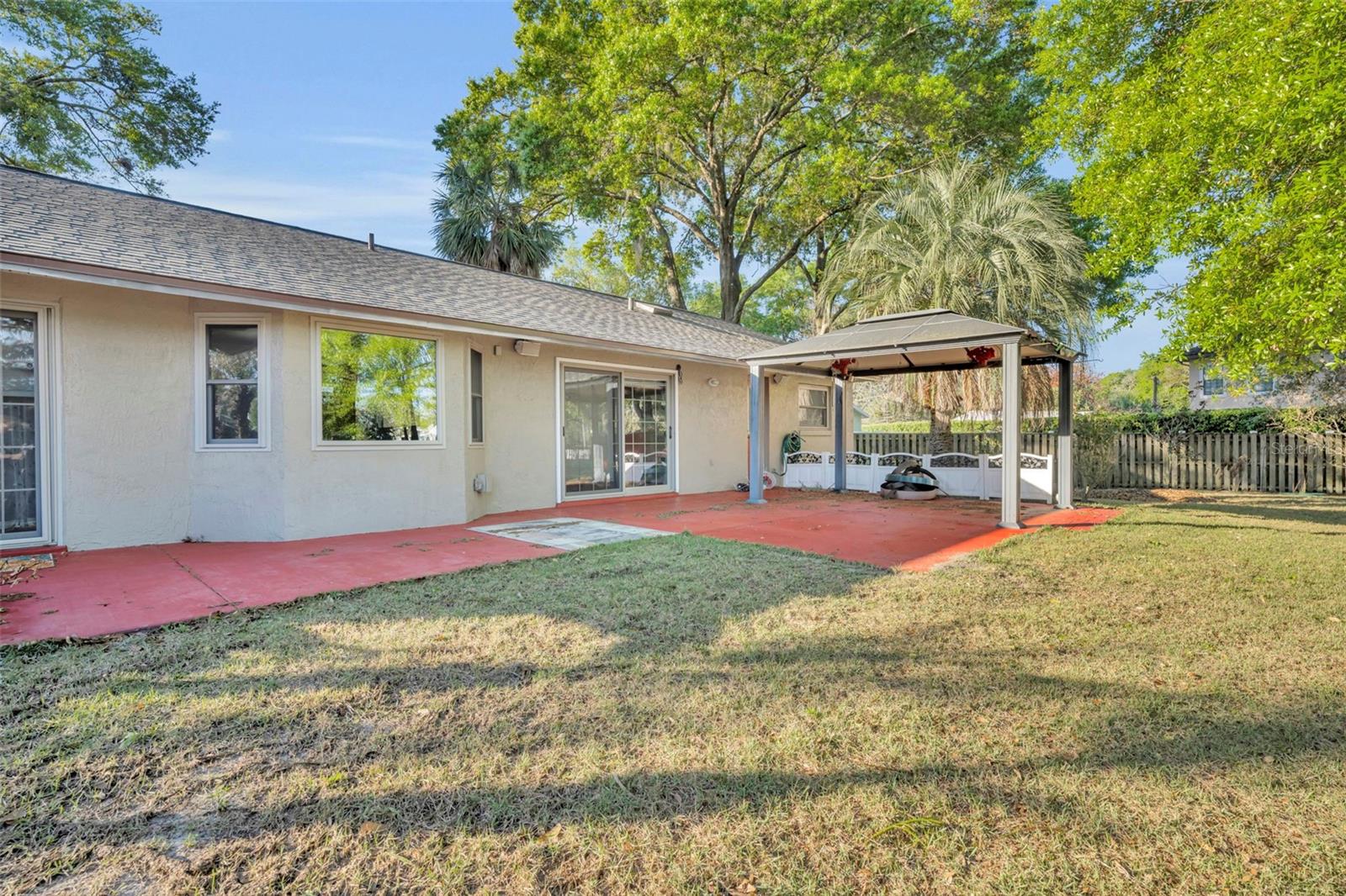 Image 20 of 25 For 418 Shelby Court