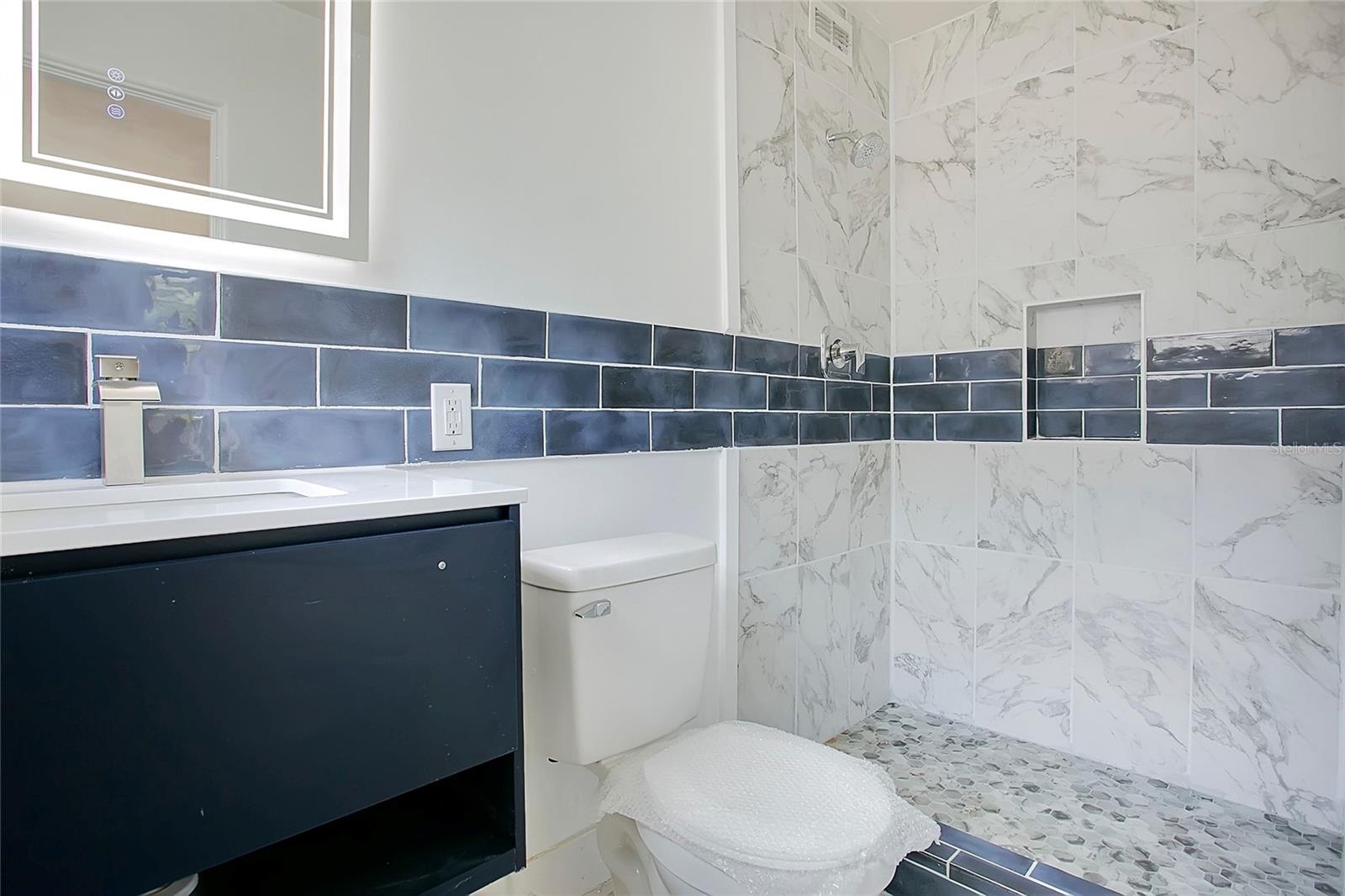 Image 13 of 37 For 1951 Crystal Lake Drive