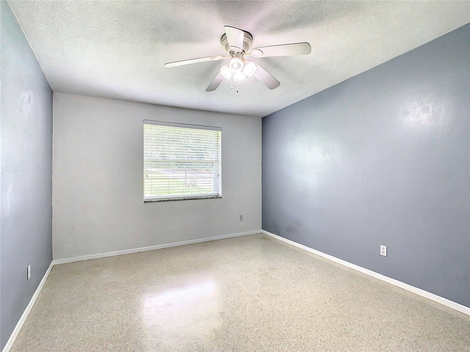 Image 19 of 41 For 9999 Lake Georgia Drive