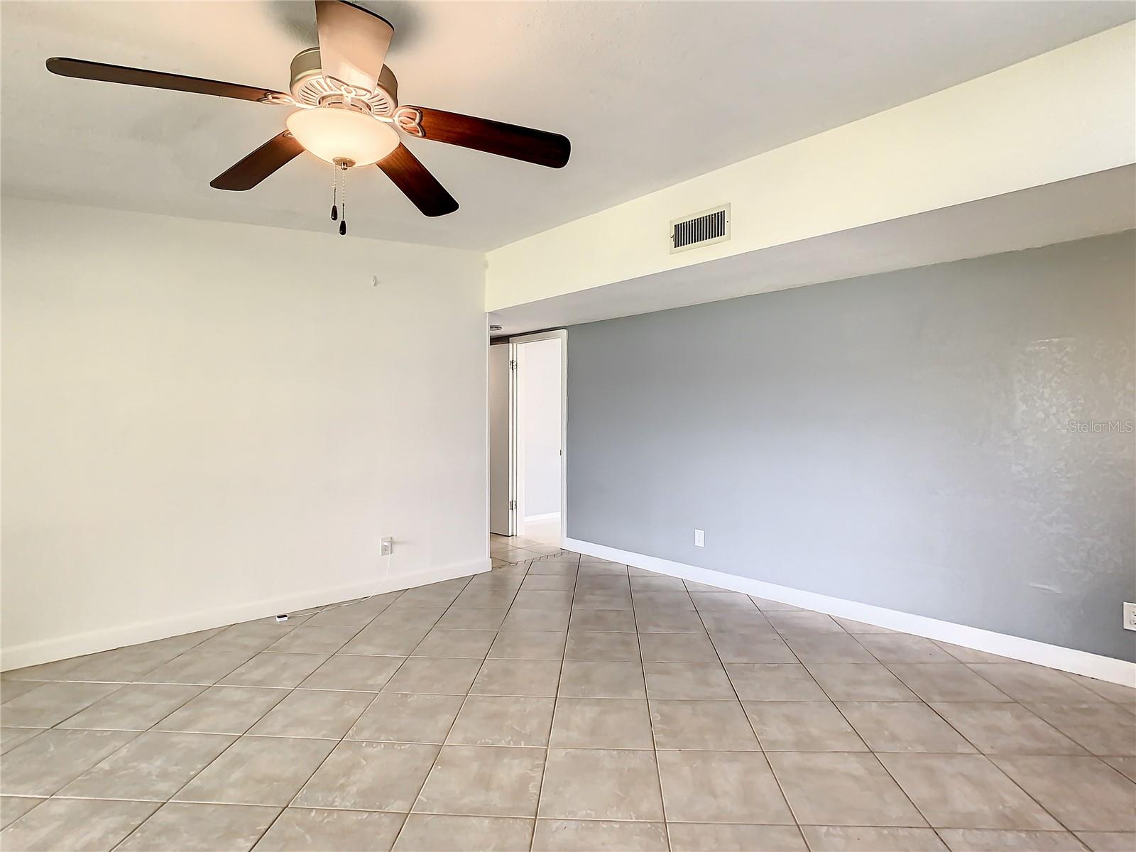 Image 28 of 41 For 9999 Lake Georgia Drive