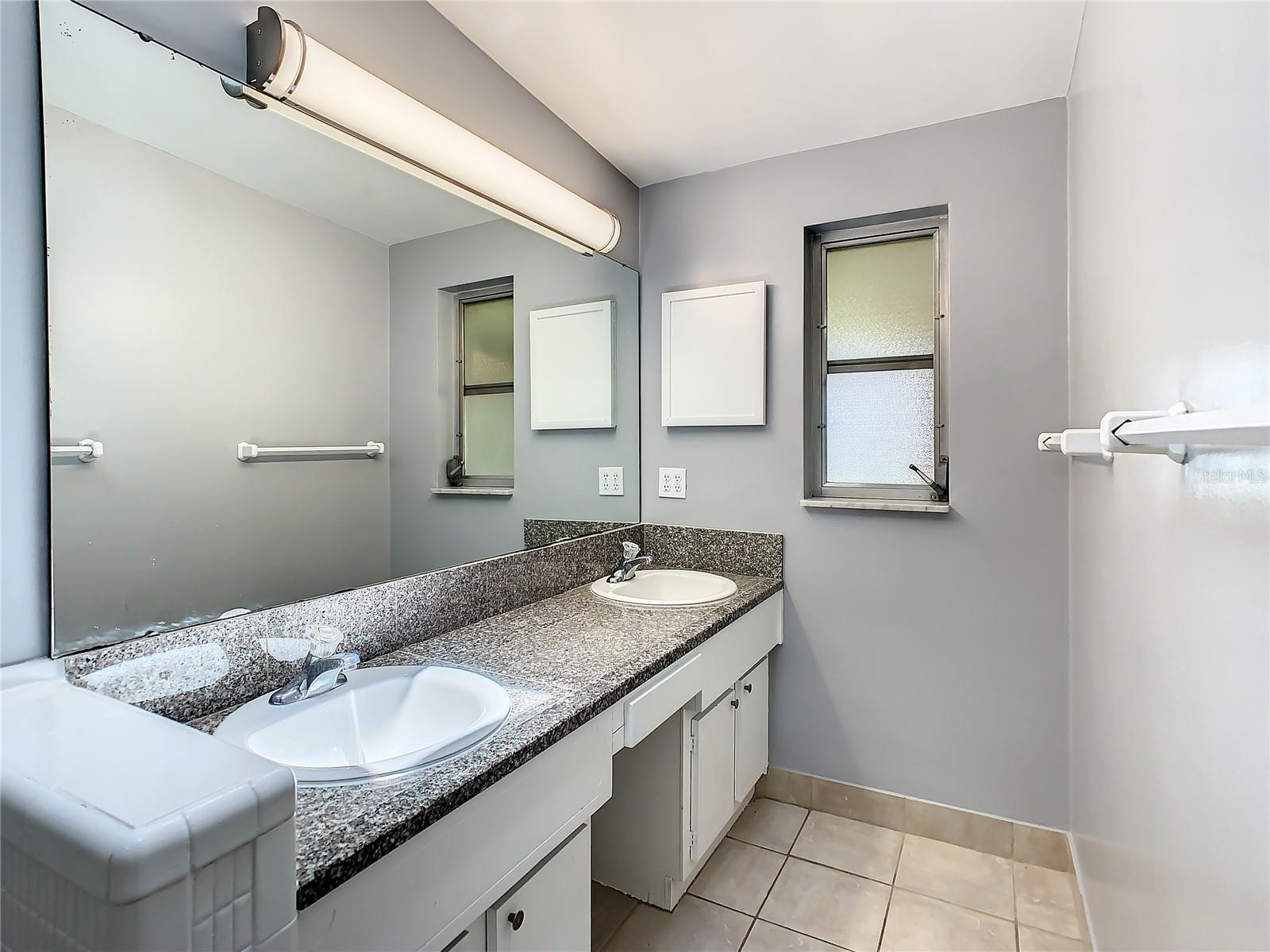 Image 6 of 41 For 9999 Lake Georgia Drive