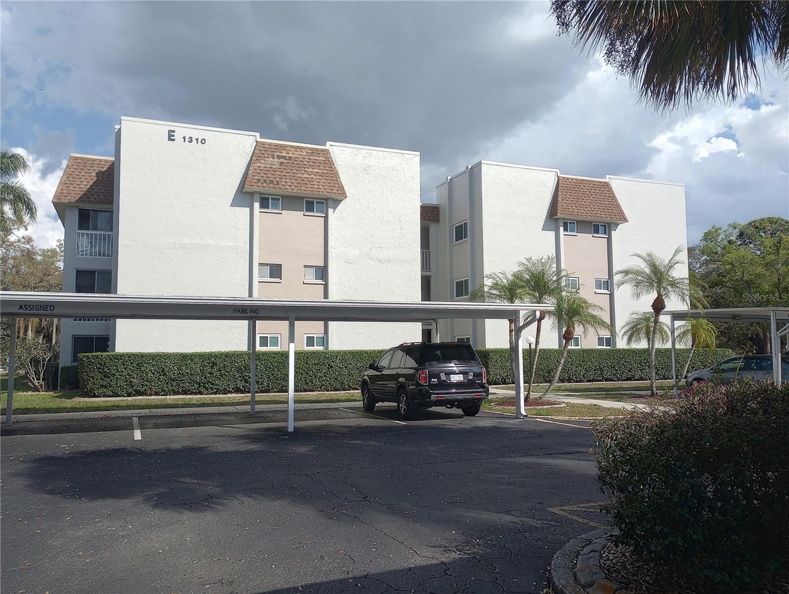 Image 2 of 19 For 1310 Glen Oaks Drive E 183e