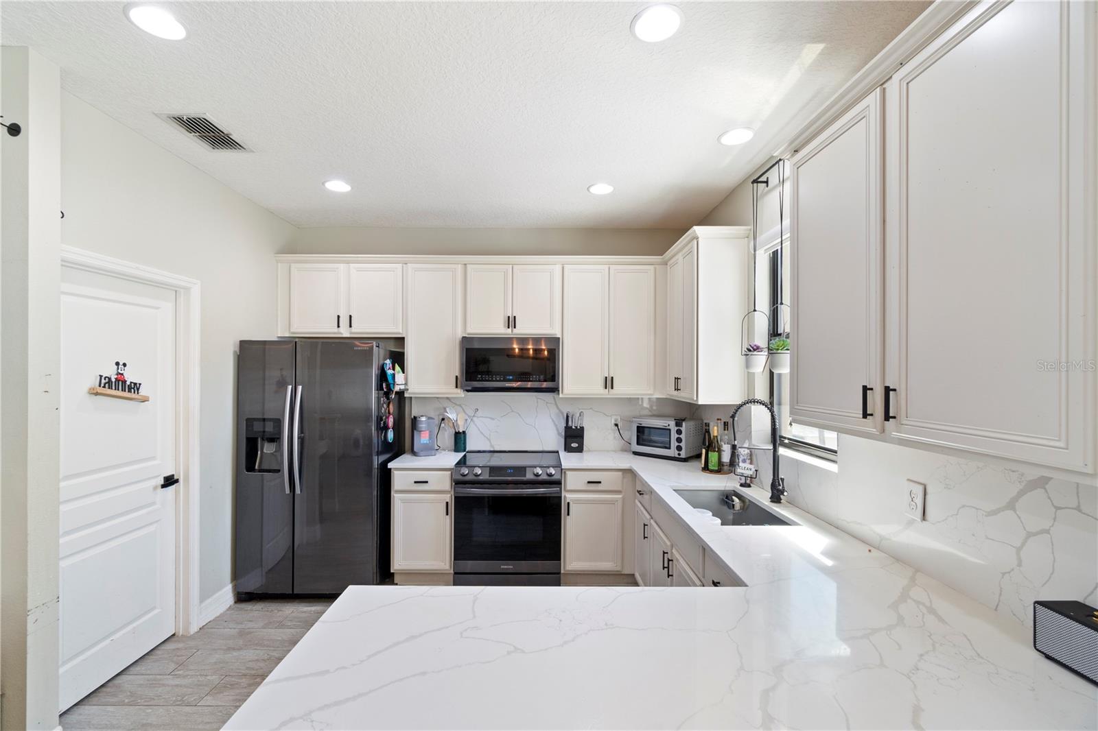 Image 12 of 33 For 3579 Somerset Park Drive