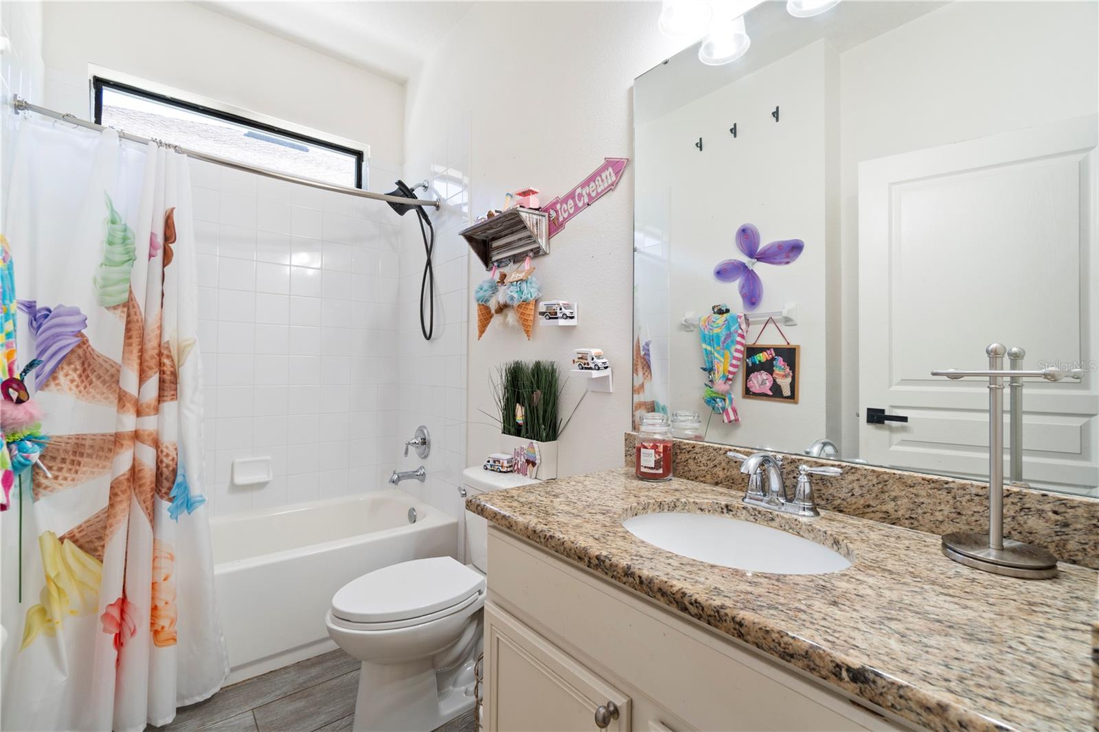 Image 20 of 33 For 3579 Somerset Park Drive