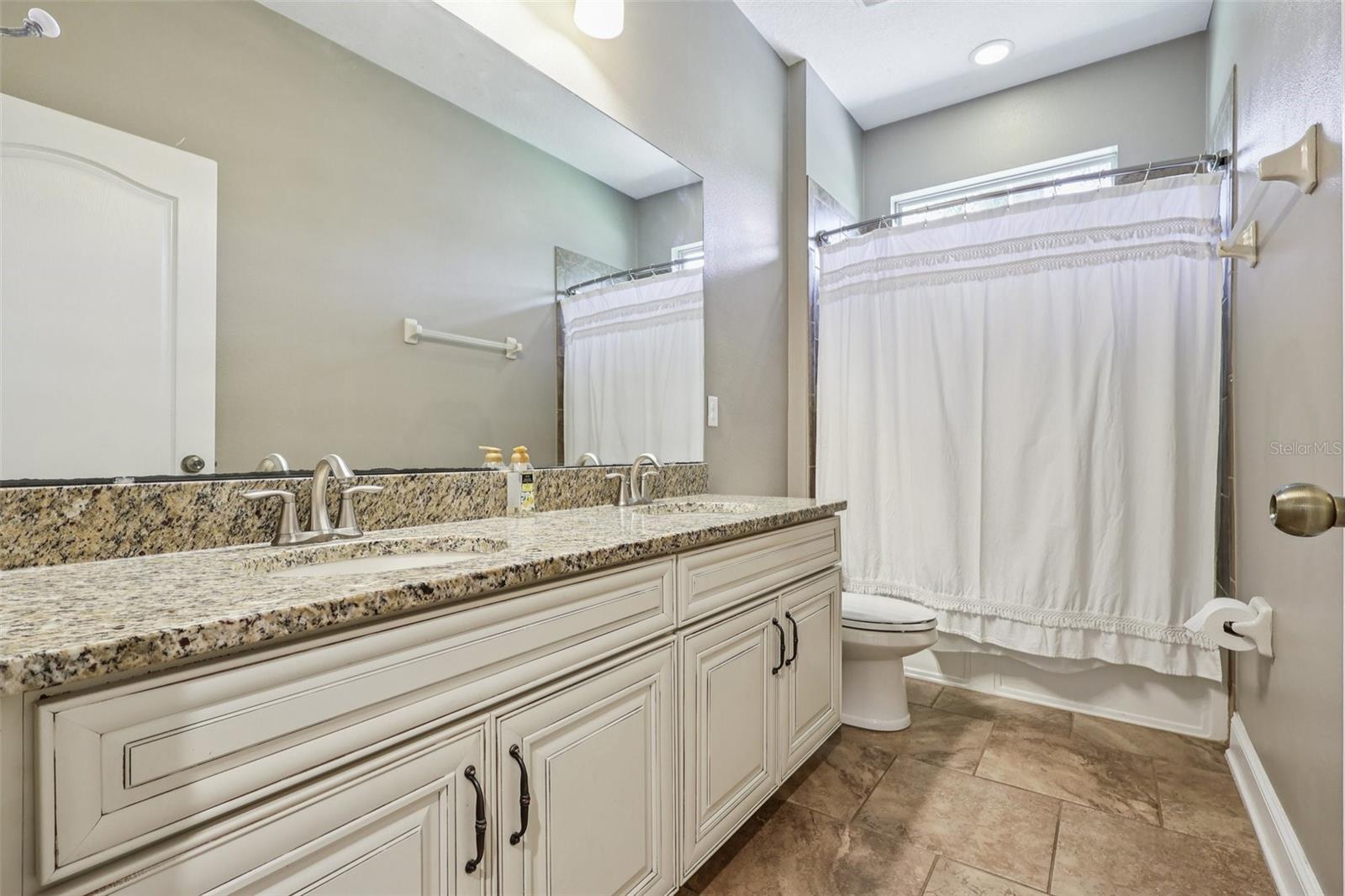 Image 24 of 47 For 2887 Cedar Crest Drive