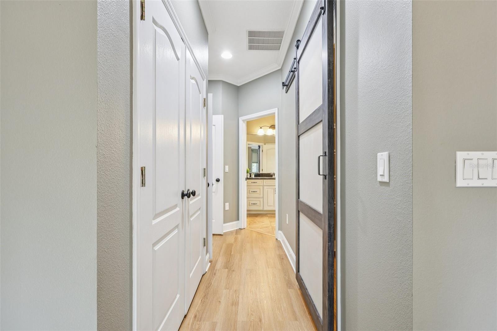 Image 36 of 47 For 2887 Cedar Crest Drive