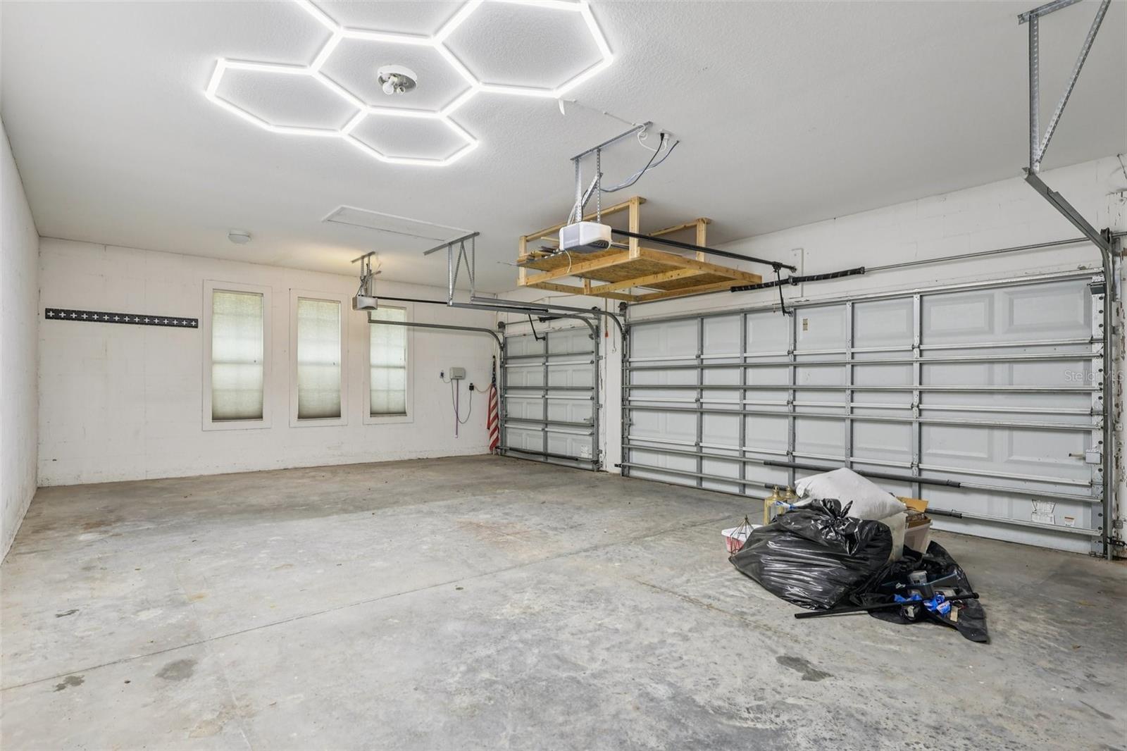 Image 37 of 47 For 2887 Cedar Crest Drive