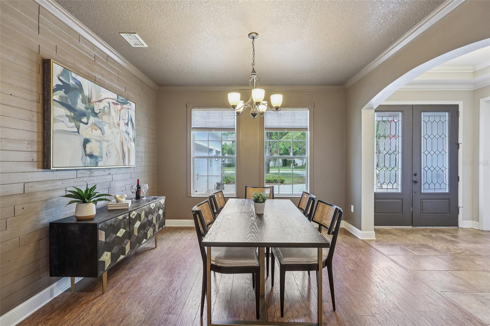 Image 9 of 47 For 2887 Cedar Crest Drive