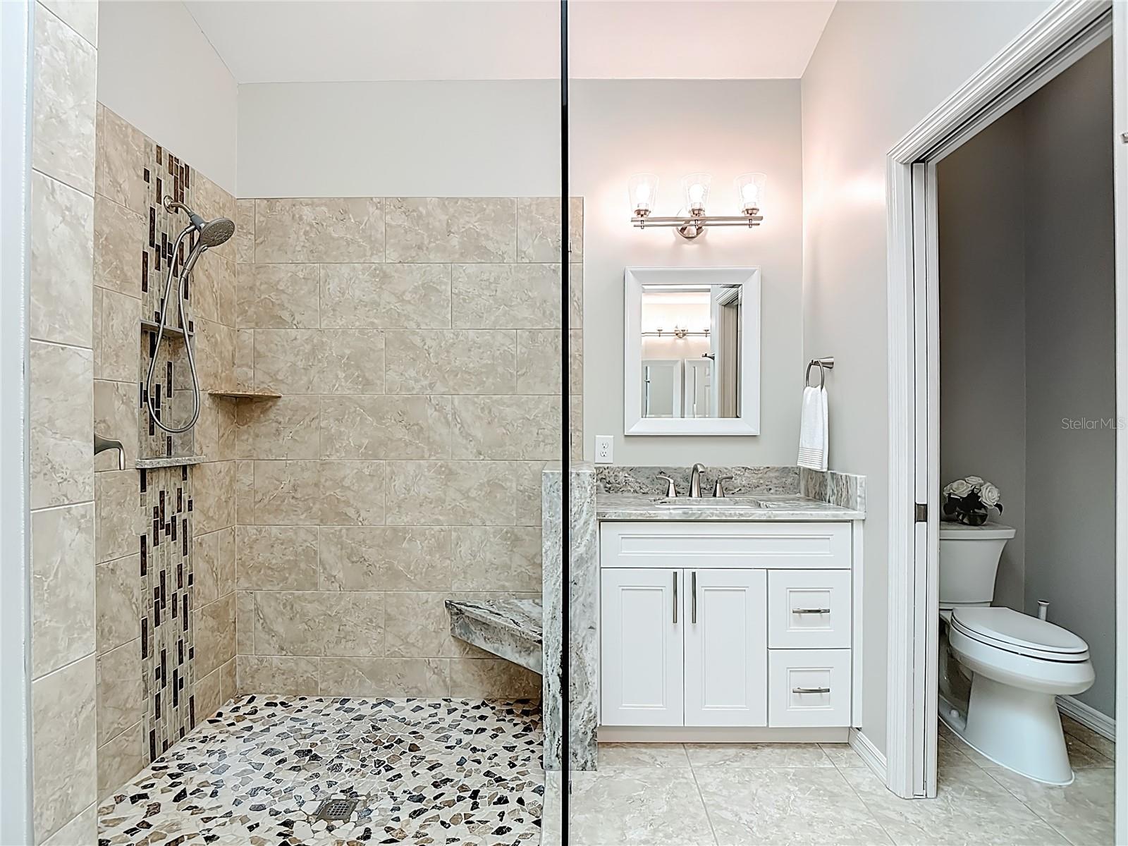 Image 24 of 35 For 19497 Silver Oak Drive