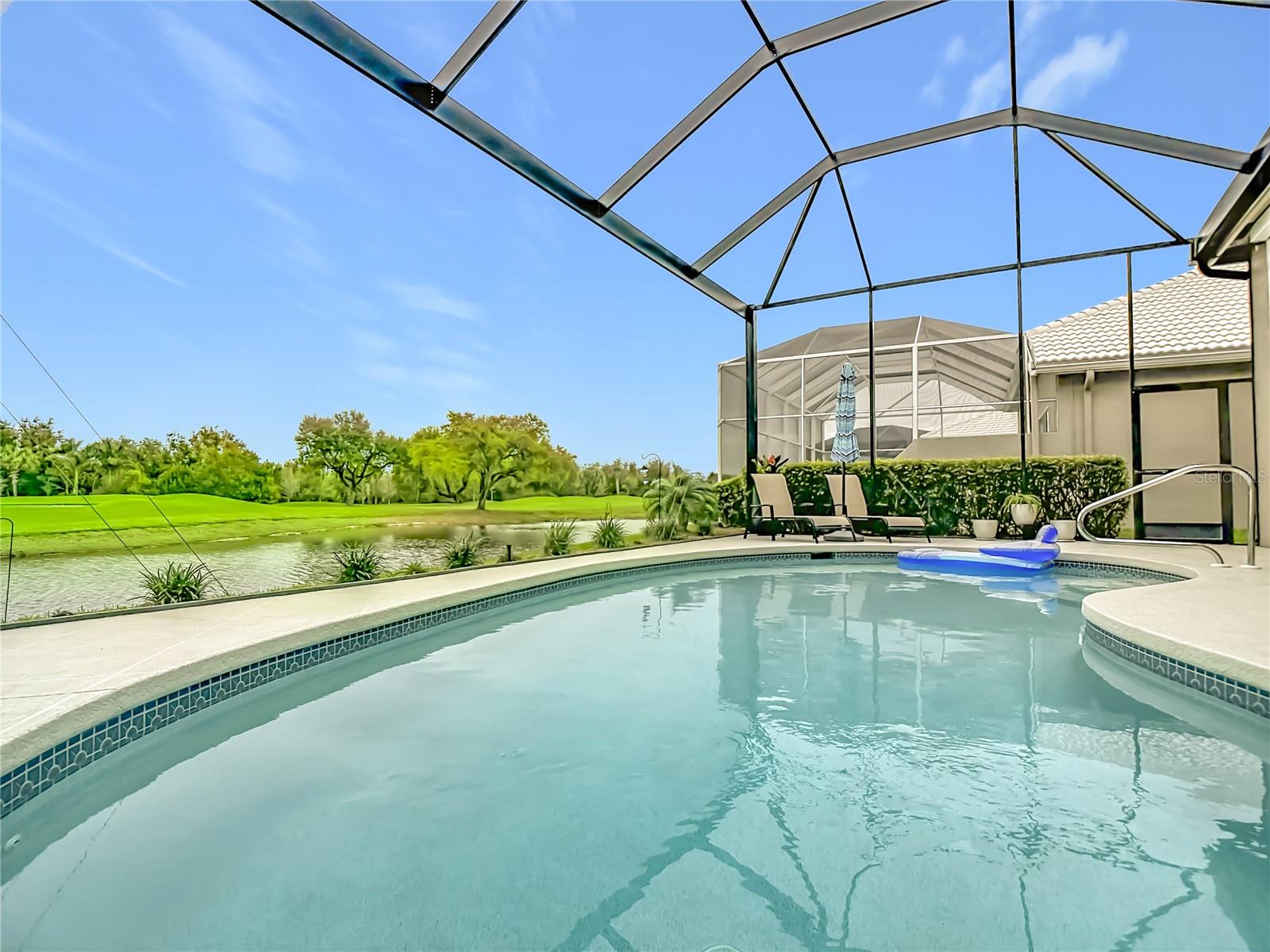 Image 3 of 35 For 19497 Silver Oak Drive