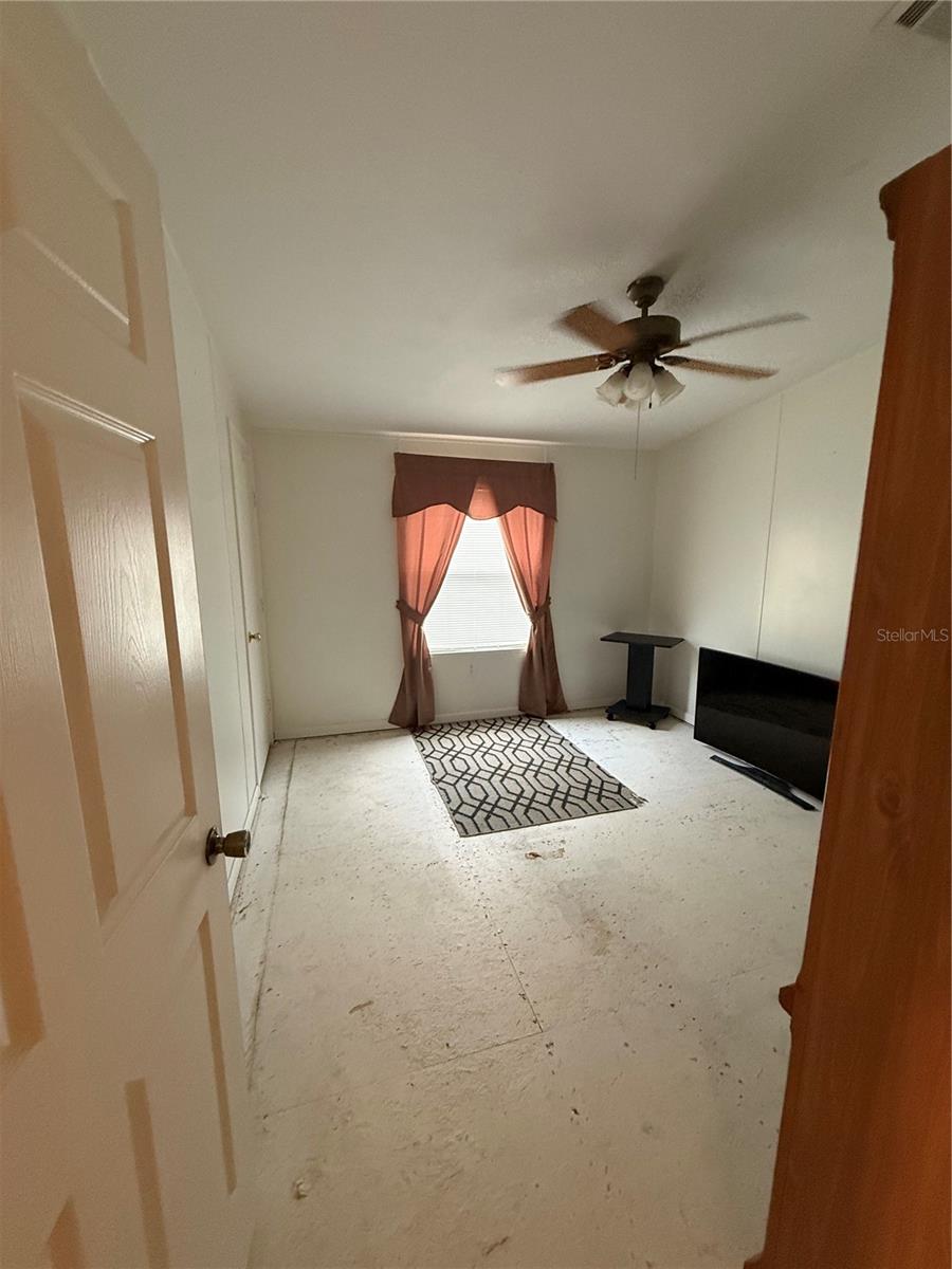 Image 11 of 20 For 301 Golden Trail