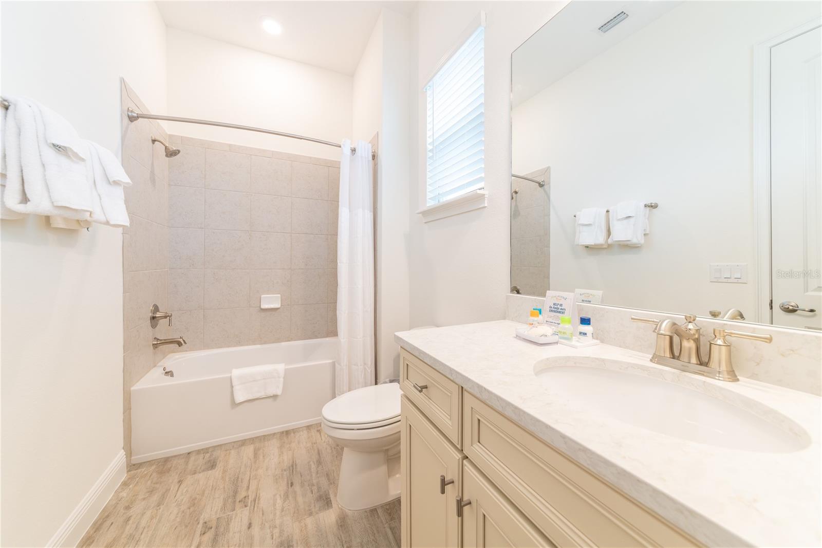 Image 15 of 31 For 2988 Salted Rim Road