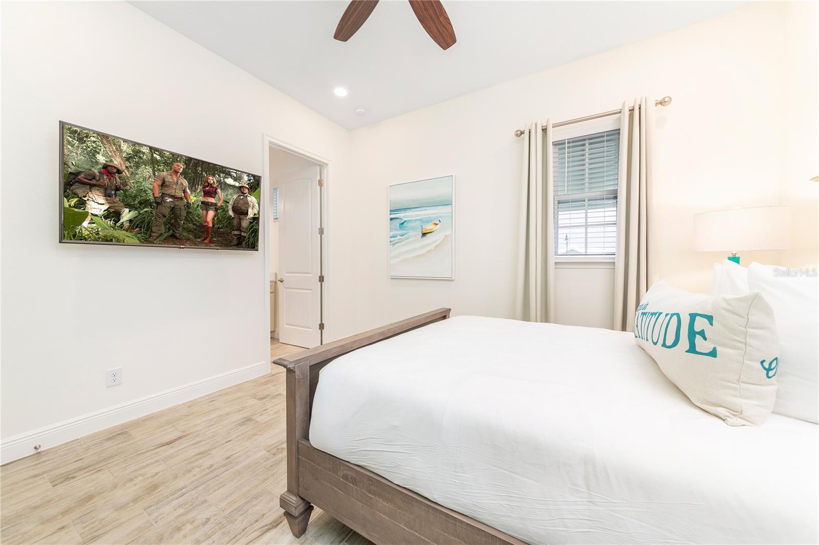 Image 16 of 31 For 2988 Salted Rim Road