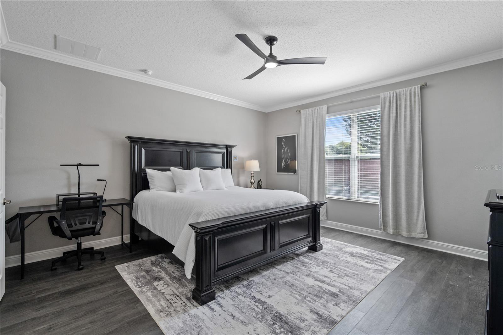 Image 21 of 57 For 1001 Vinsetta Circle