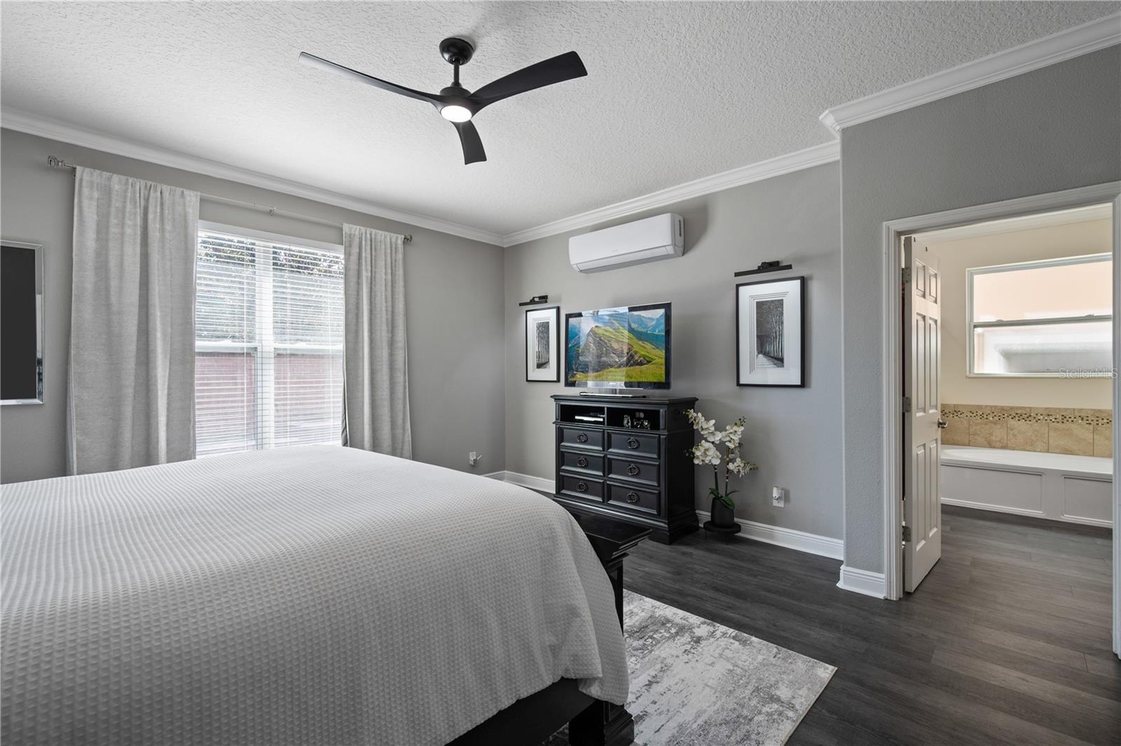 Image 22 of 57 For 1001 Vinsetta Circle