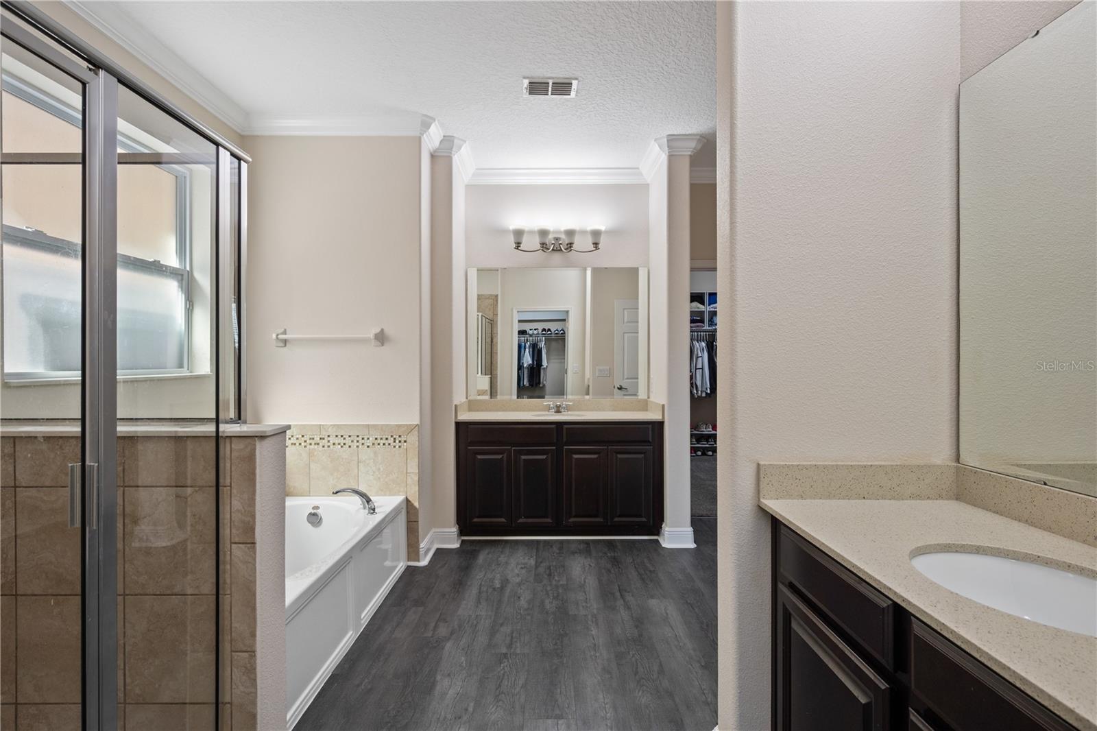 Image 24 of 57 For 1001 Vinsetta Circle