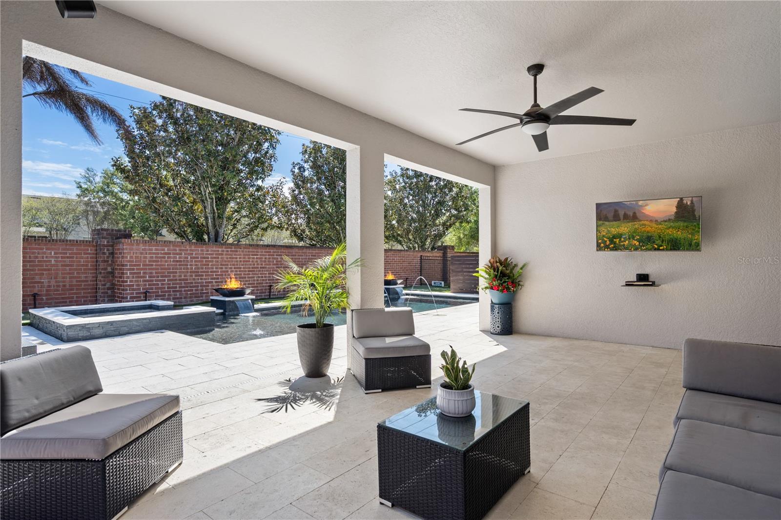 Image 38 of 57 For 1001 Vinsetta Circle