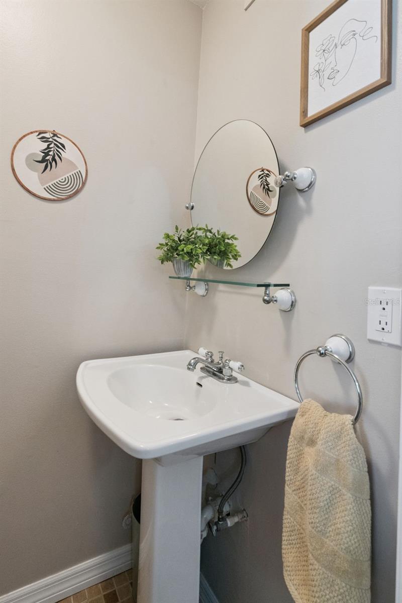 Image 34 of 45 For 7796 Fernbrook Way