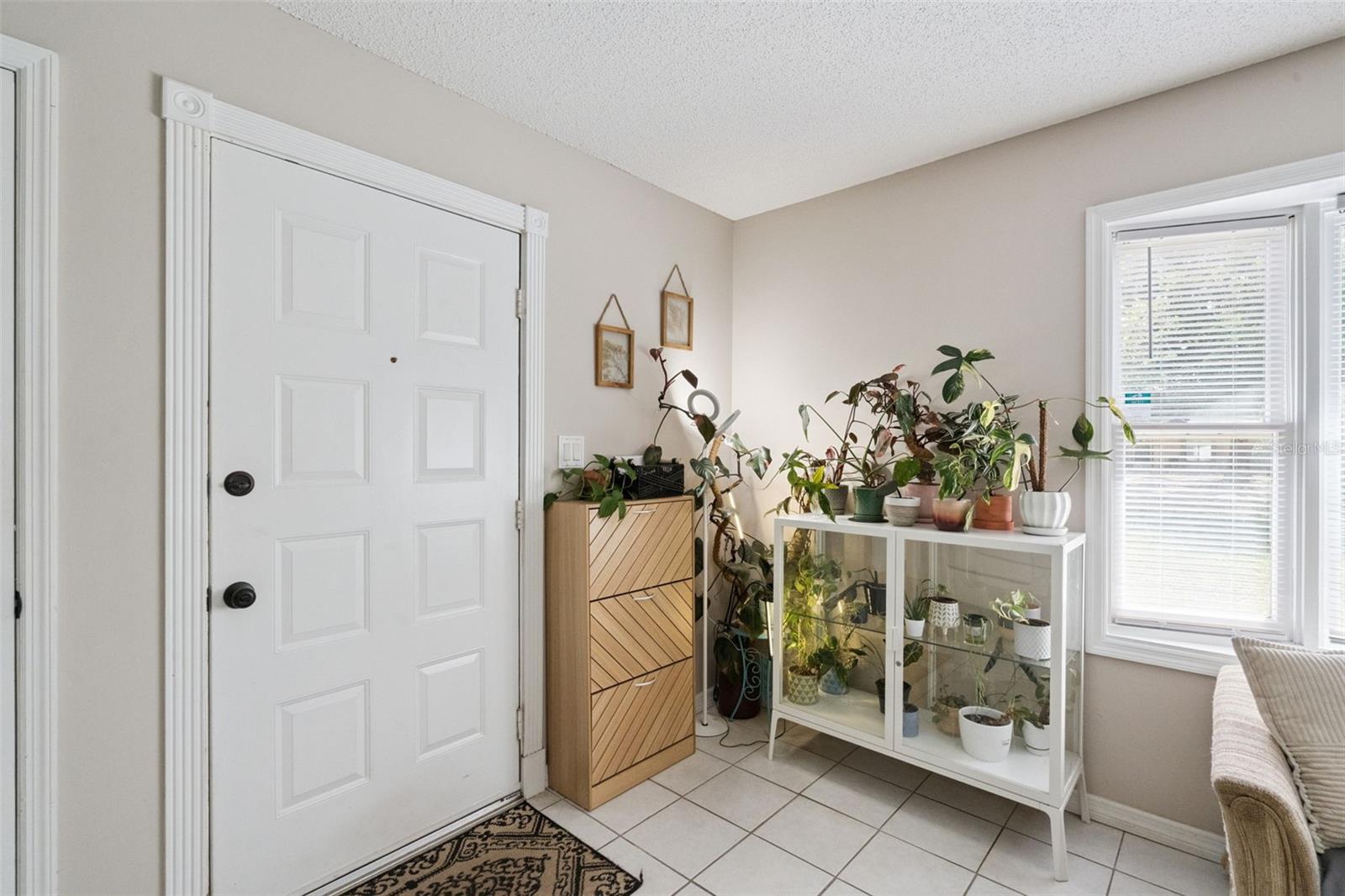 Image 8 of 45 For 7796 Fernbrook Way