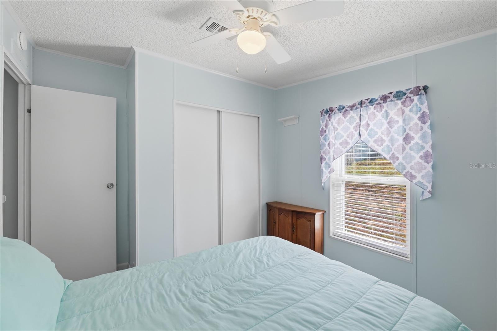 Image 23 of 31 For 326 Nesbitt Park Avenue