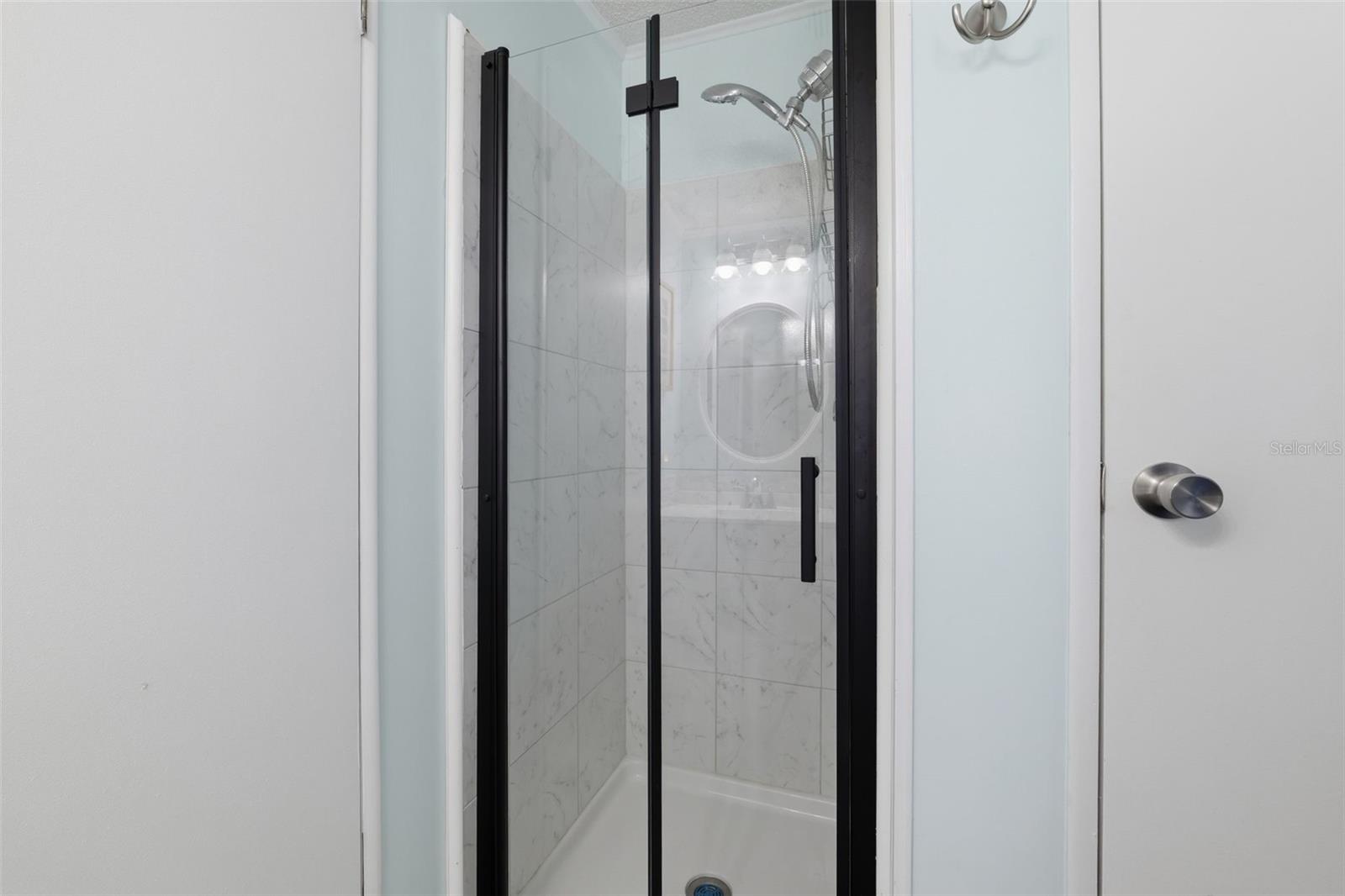 Image 30 of 31 For 326 Nesbitt Park Avenue