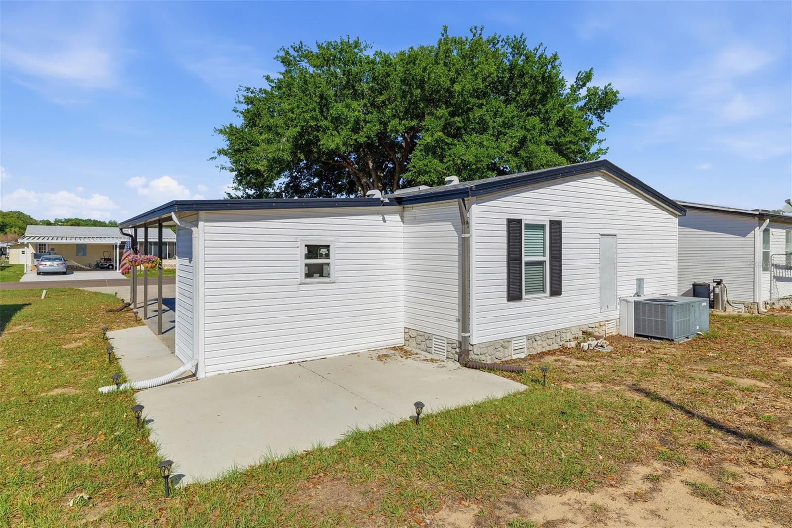 Image 31 of 31 For 326 Nesbitt Park Avenue