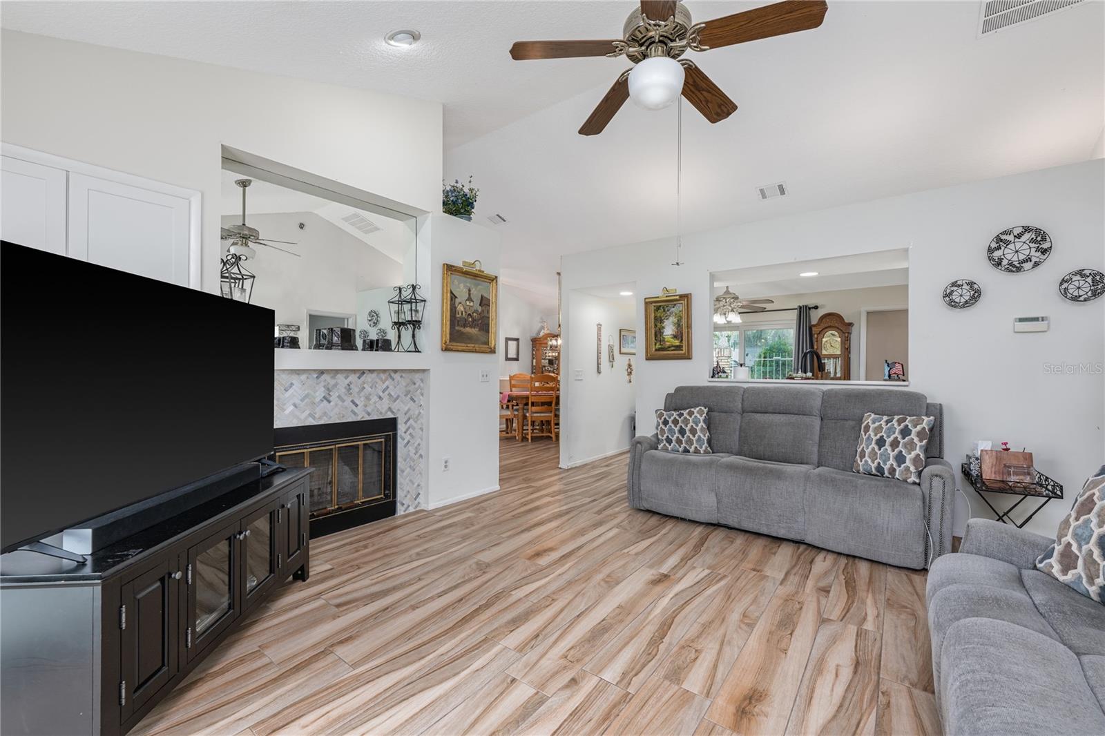 Image 10 of 35 For 1707 Grange Circle