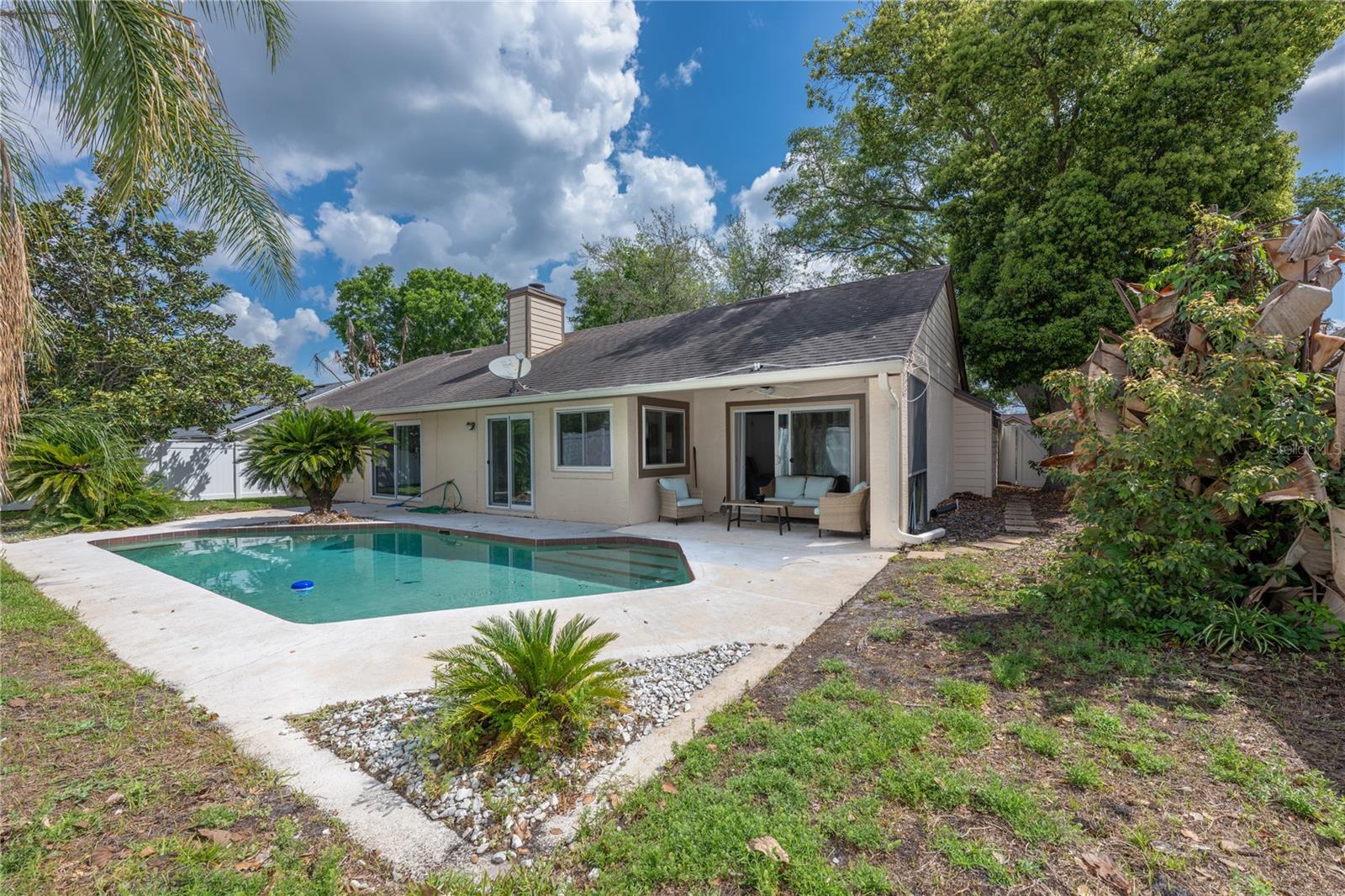 Image 23 of 35 For 1707 Grange Circle