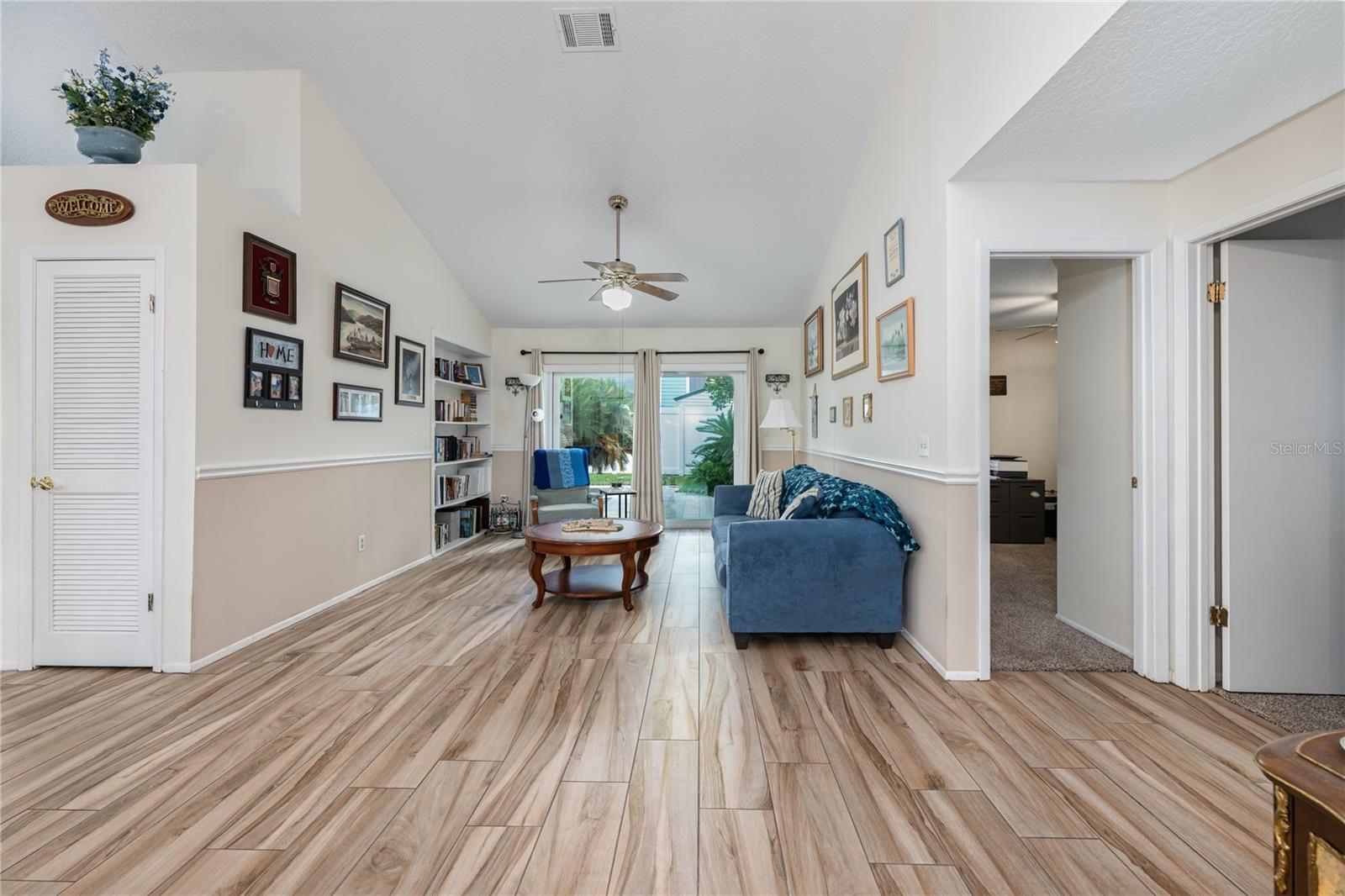 Image 4 of 35 For 1707 Grange Circle