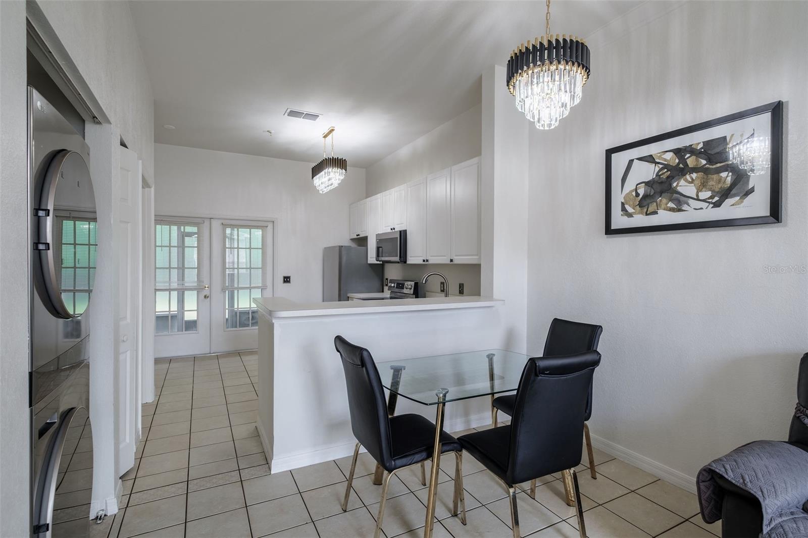 Image 10 of 22 For 141 Reserve Circle 113