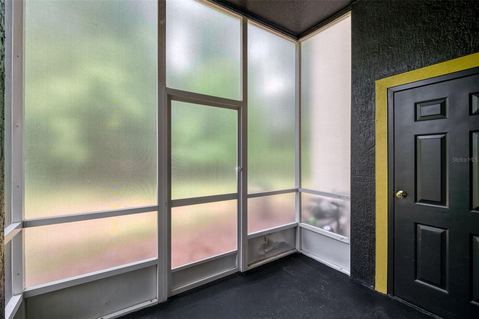 Image 18 of 22 For 141 Reserve Circle 113