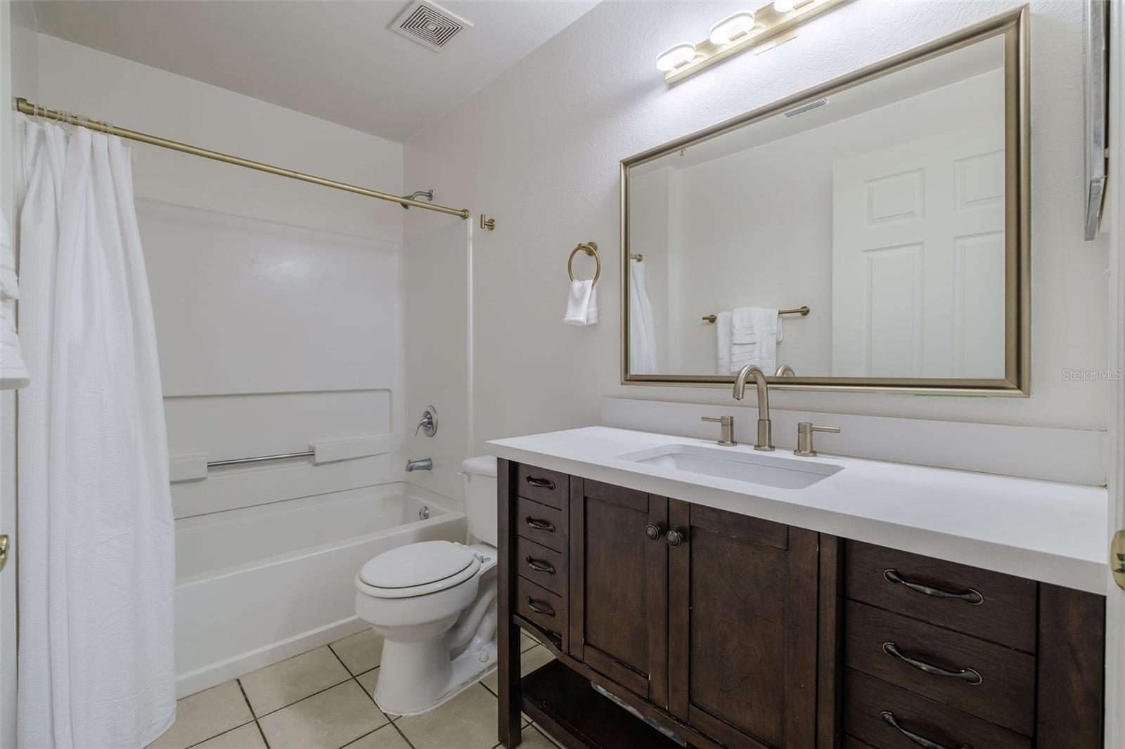 Image 6 of 22 For 141 Reserve Circle 113