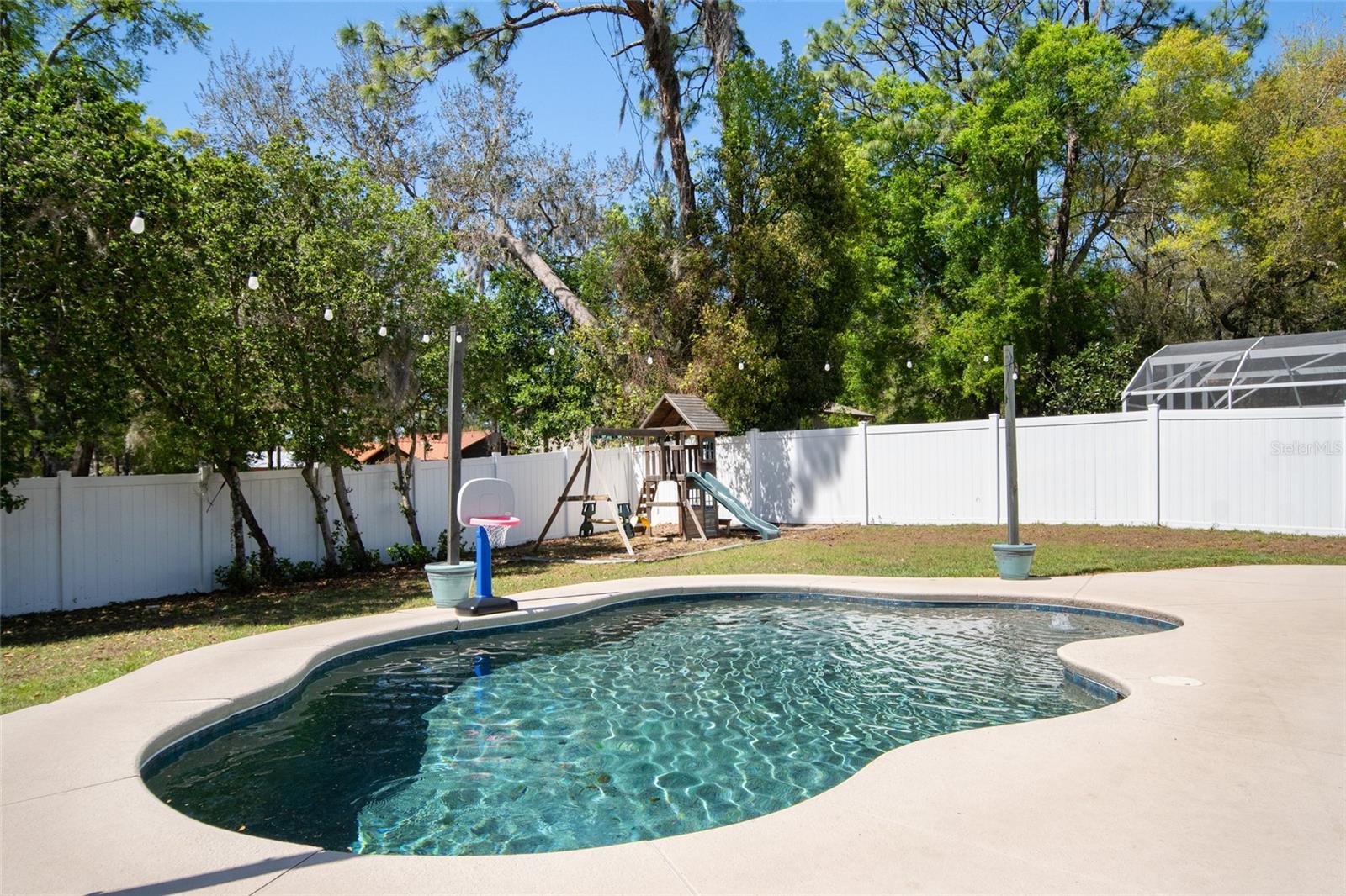 Image 11 of 58 For 25249 Ironwedge Drive