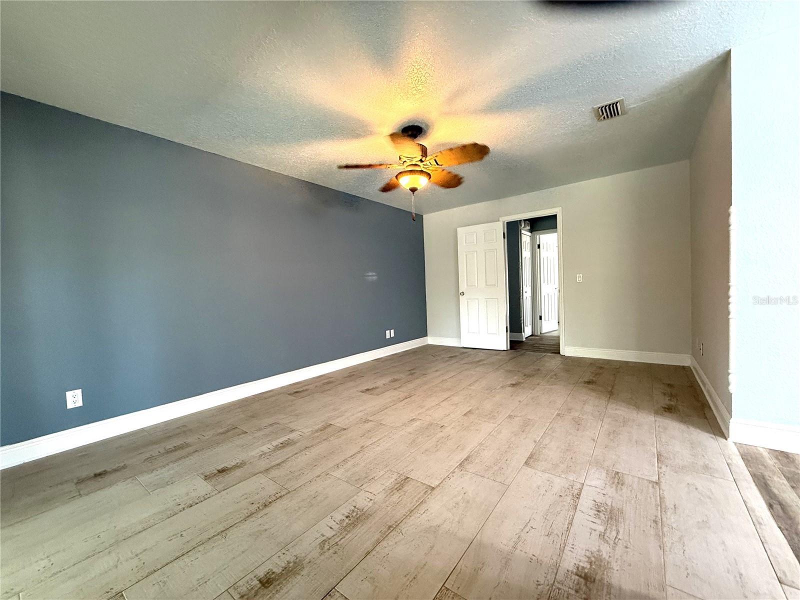 Image 19 of 57 For 1095 Gran Paseo Drive